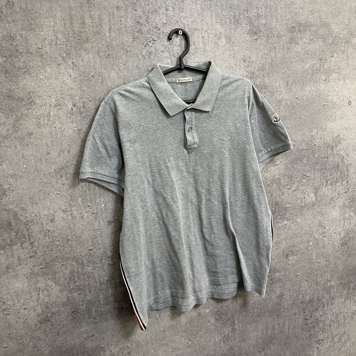 Moncler Moncler Polo T-Shirt Size US L / EU 52-54 / 3 - 3 Thumbnail