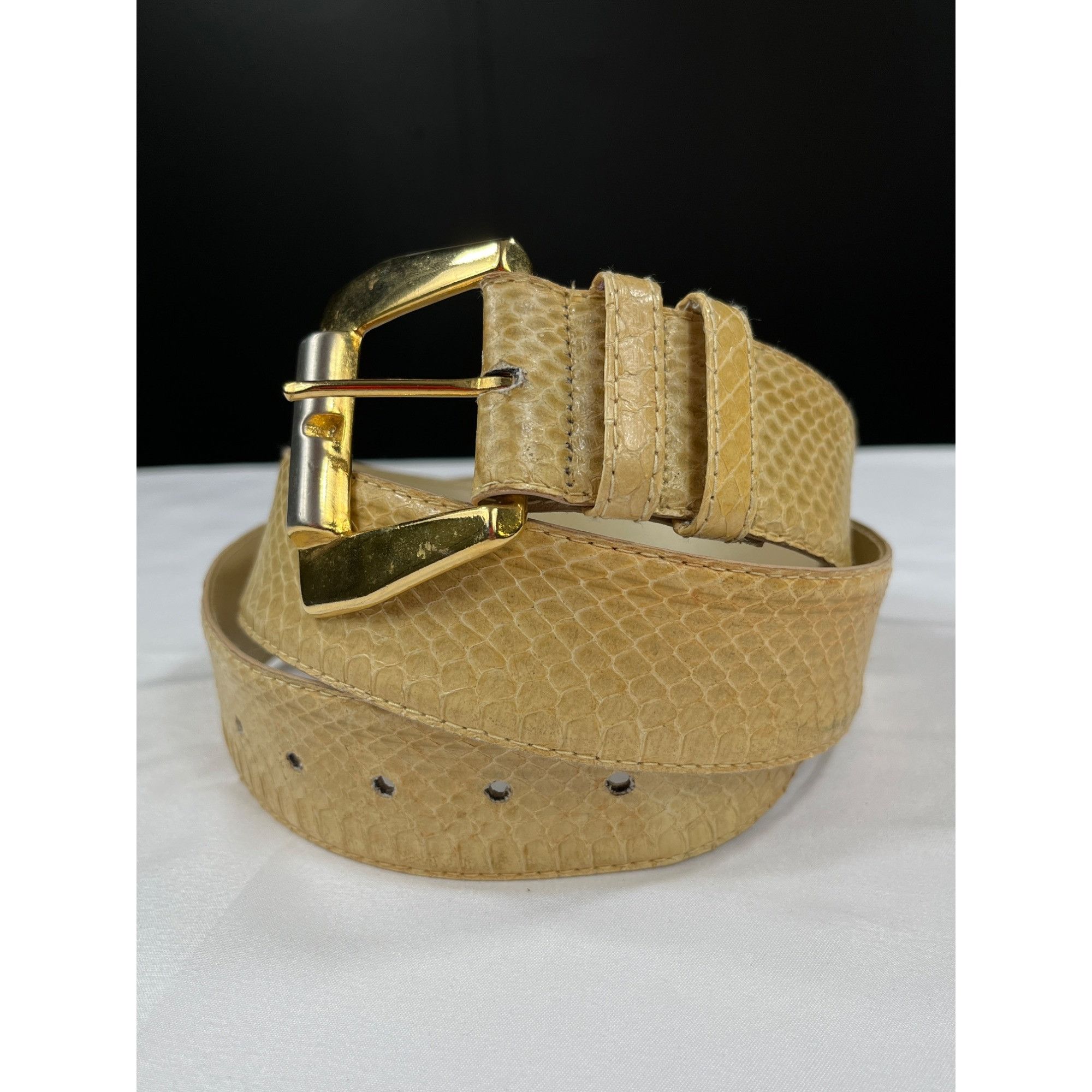 Designer Dame Belt And Bag SKU 7929 Elegant Beige Snake Embossed Leat Size ONE SIZE - 2 Thumbnail