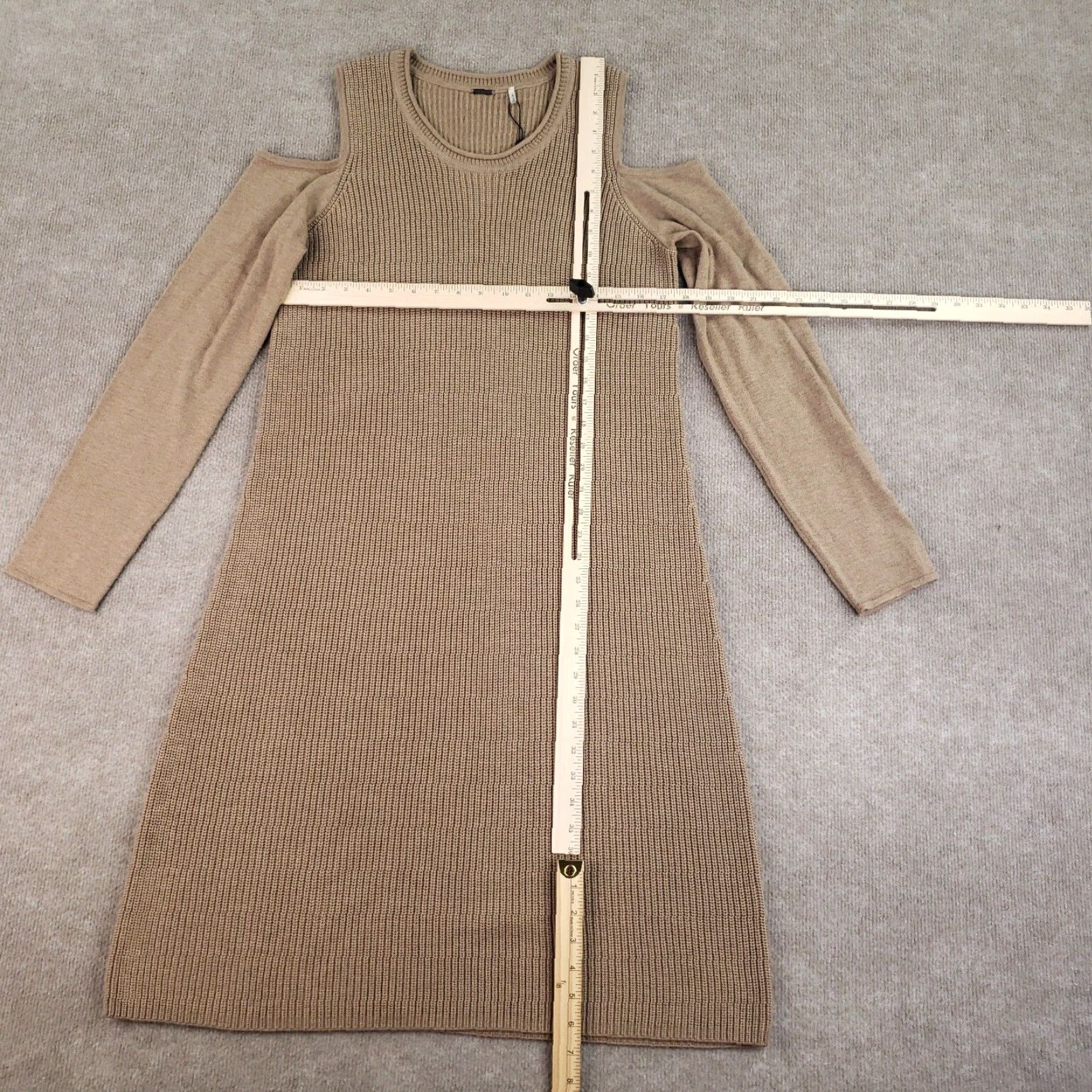 Elie Tahari VINTAGE Elie Tahari Sweater Dress Womens XL Beige Peep Shoulder Knit Long Sleeve Wool Size L / US 10 / IT 46 - 2 Thumbnail