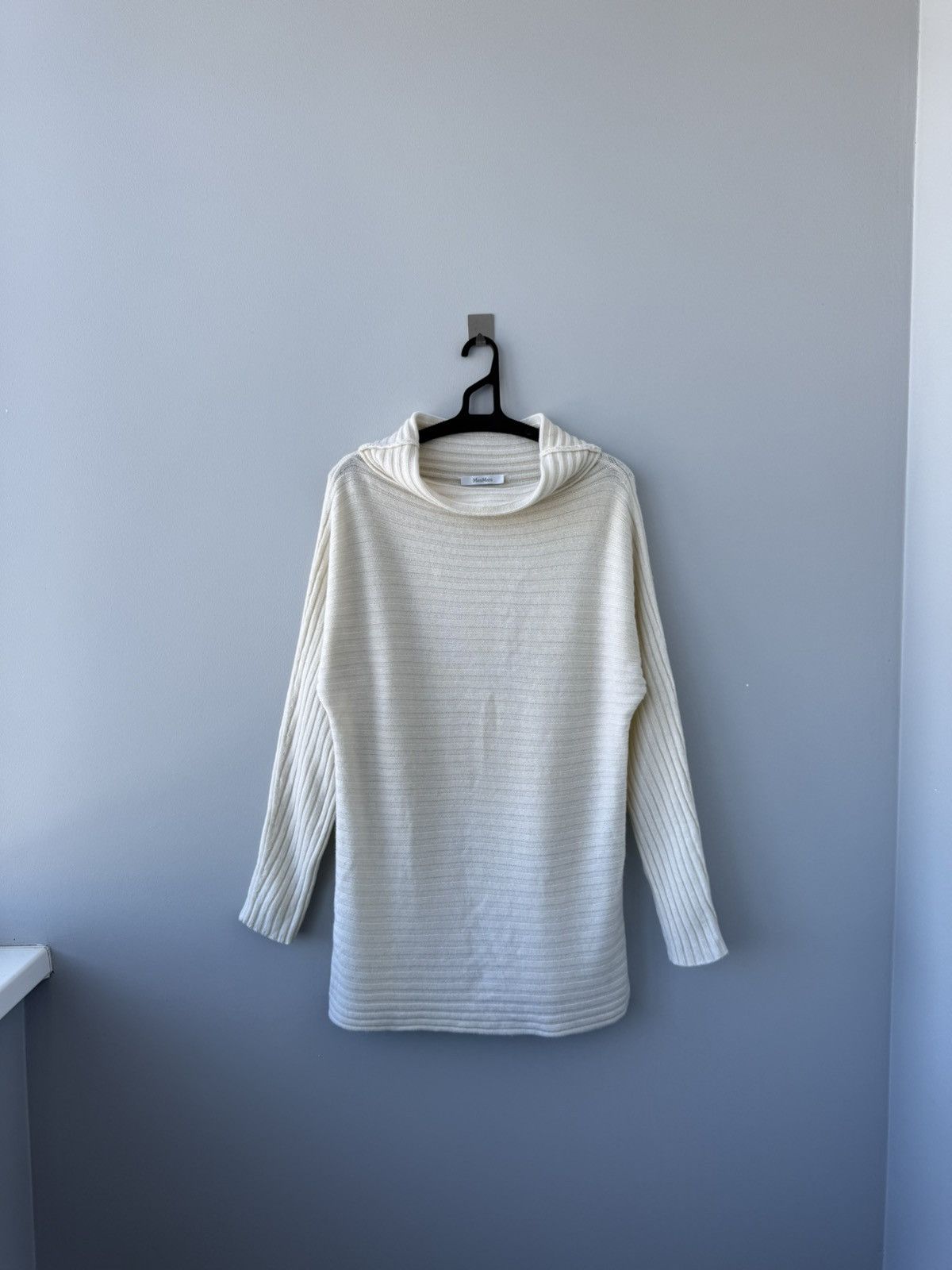Max Mara Max Mara Cashmere Knit Sweater Size L / US 10 / IT 46 - 1 Thumbnail
