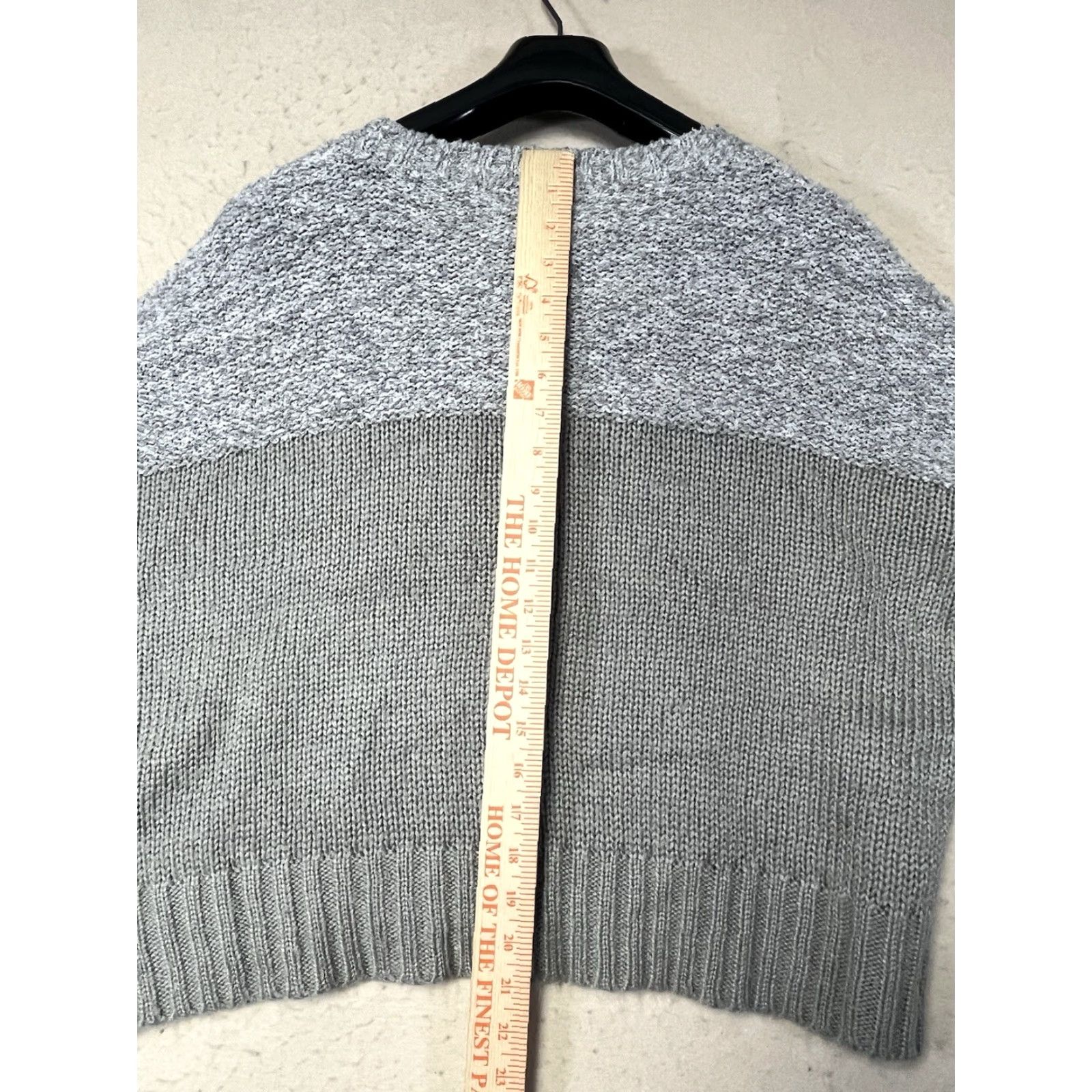Vintage John + Jenn Sweater Women’s Size Medium Long Sleeve Gray Beige Size M / US 6-8 / IT 42-44 - 4 Thumbnail