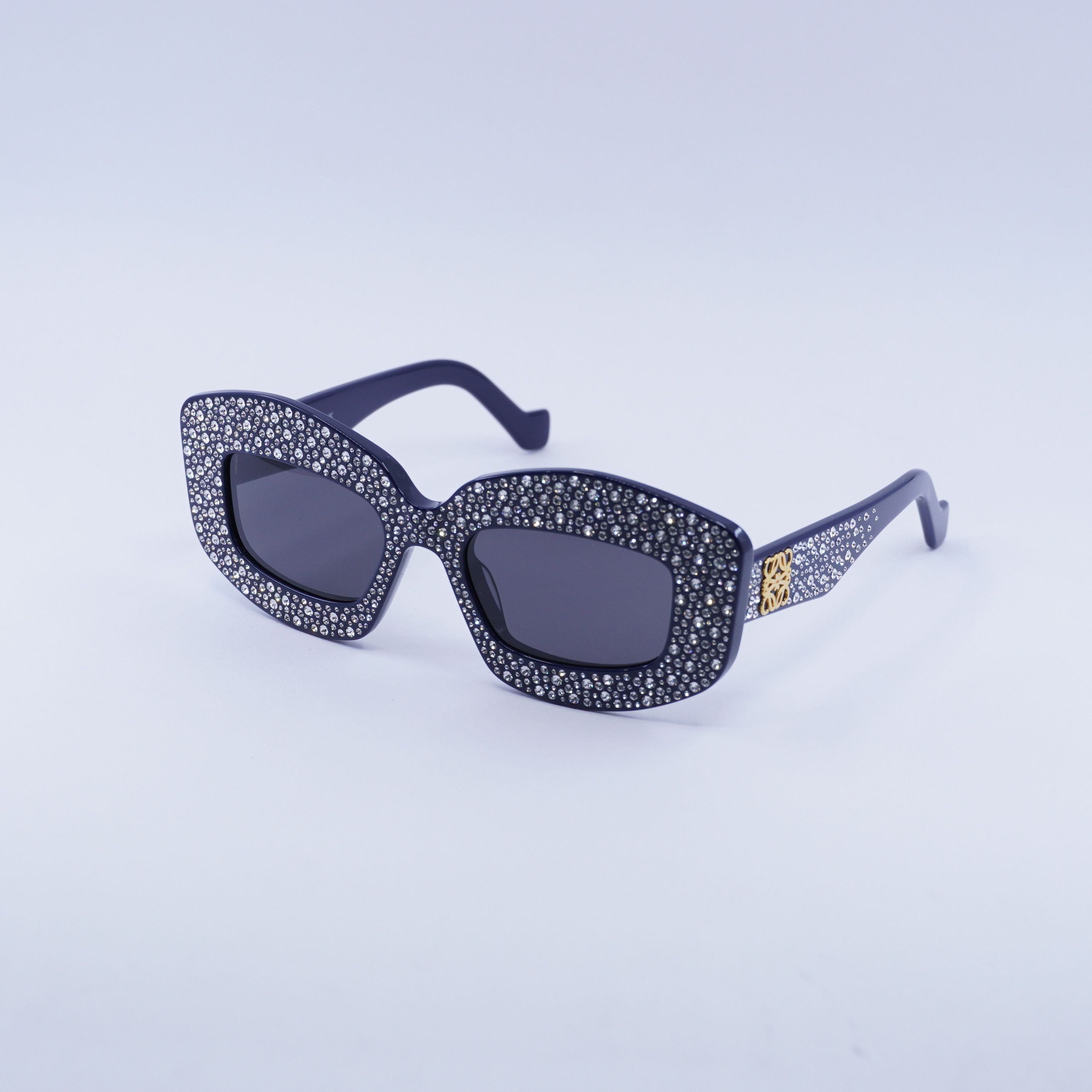 Loewe Loewe LW40033I 24C Sunglasses Pearlescent Rectangle 