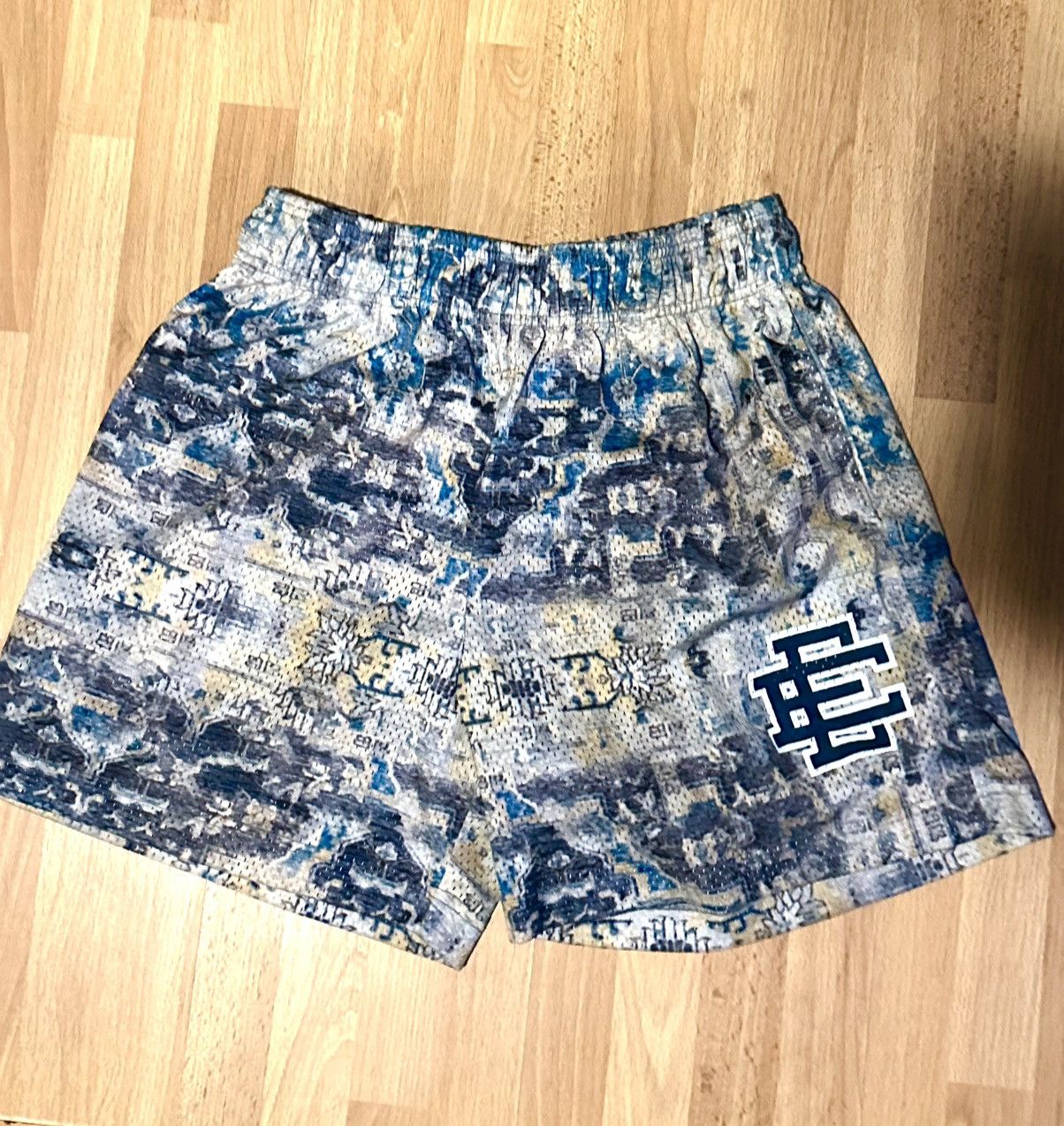 Eric Emanuel Eric Emanuel Persian Rug Shorts Size US 32 / EU 48 - 1 Thumbnail