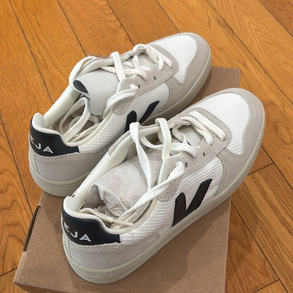 Veja Veja V-10 Sneaker in White & Nautico, Size: EU 38 Size US 8 / IT 38 - 11 Thumbnail