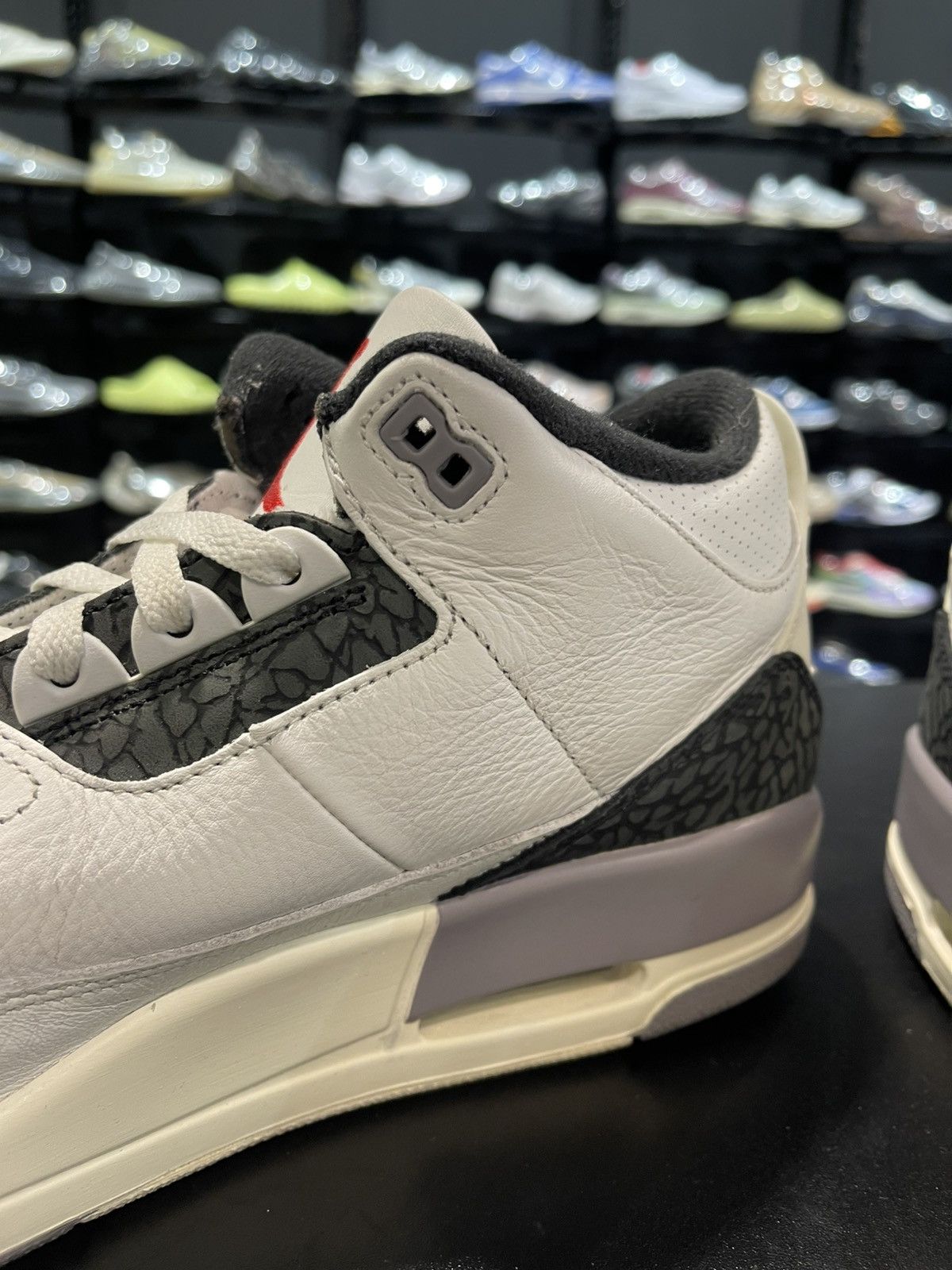 Jordan Brand Size 13 - Jordan 3 Retro Cement Grey Size US 13 / EU 46 - 7 Thumbnail
