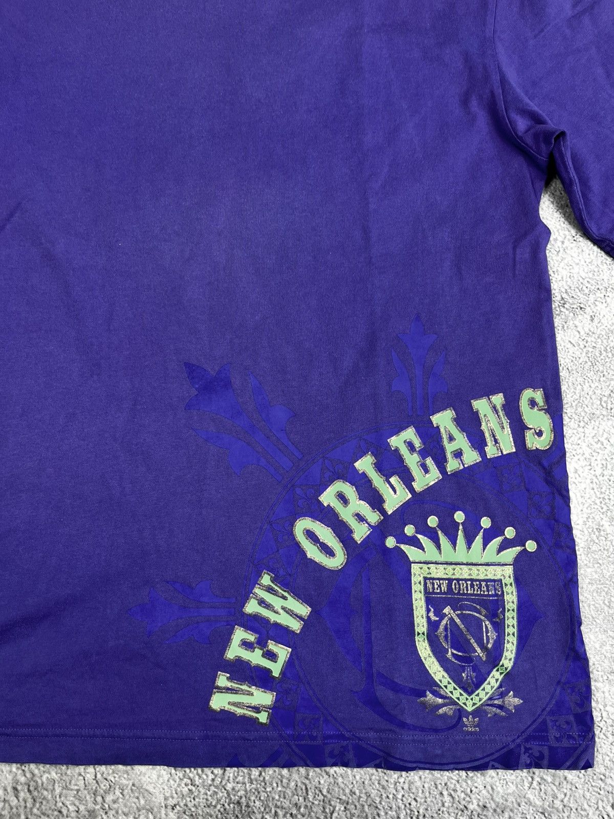 Adidas Adidas New Orleans t shirt y2k vintage size l Size US L / EU 52-54 / 3 - 7 Thumbnail