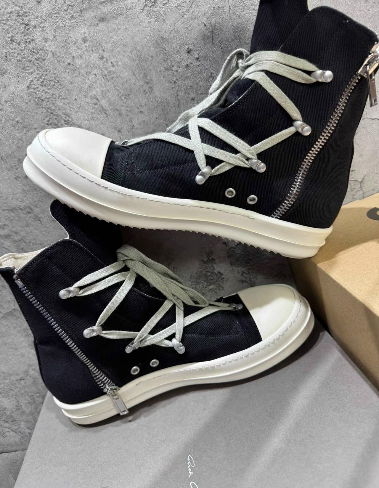Rick Owens Drkshdw Rickowens Drkshdw Black Canvas Five-Pointed Star Size US 9.5 / EU 42-43 - 2 Thumbnail