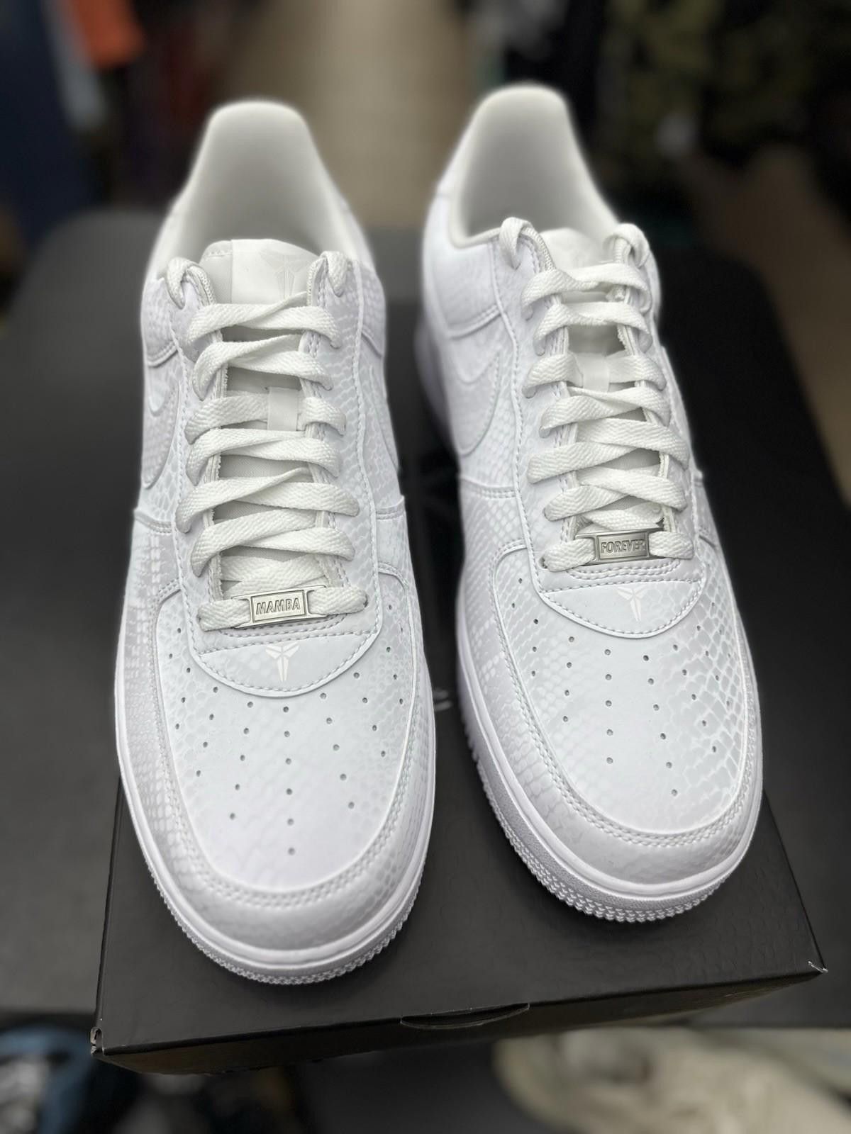 Nike Nike Kobe Bryant Air Force 1 Low Forever White Mamba (12) Size US 12 / EU 45 - 7 Thumbnail