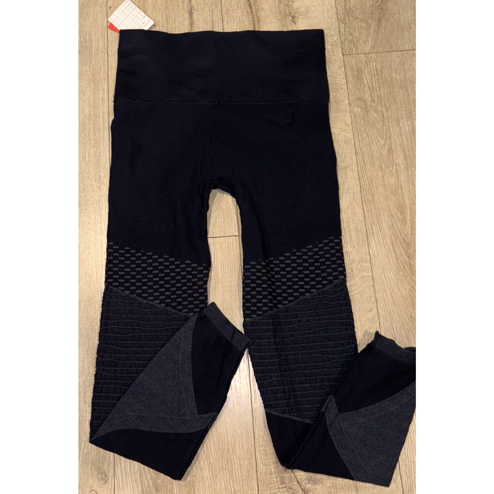 Spanx Spanx Women Small Moto Leggings Slimming Tummy Control Indigo Blue Activewear Ankle NWT Size 28" / US 6 / IT 42 - 6 Thumbnail