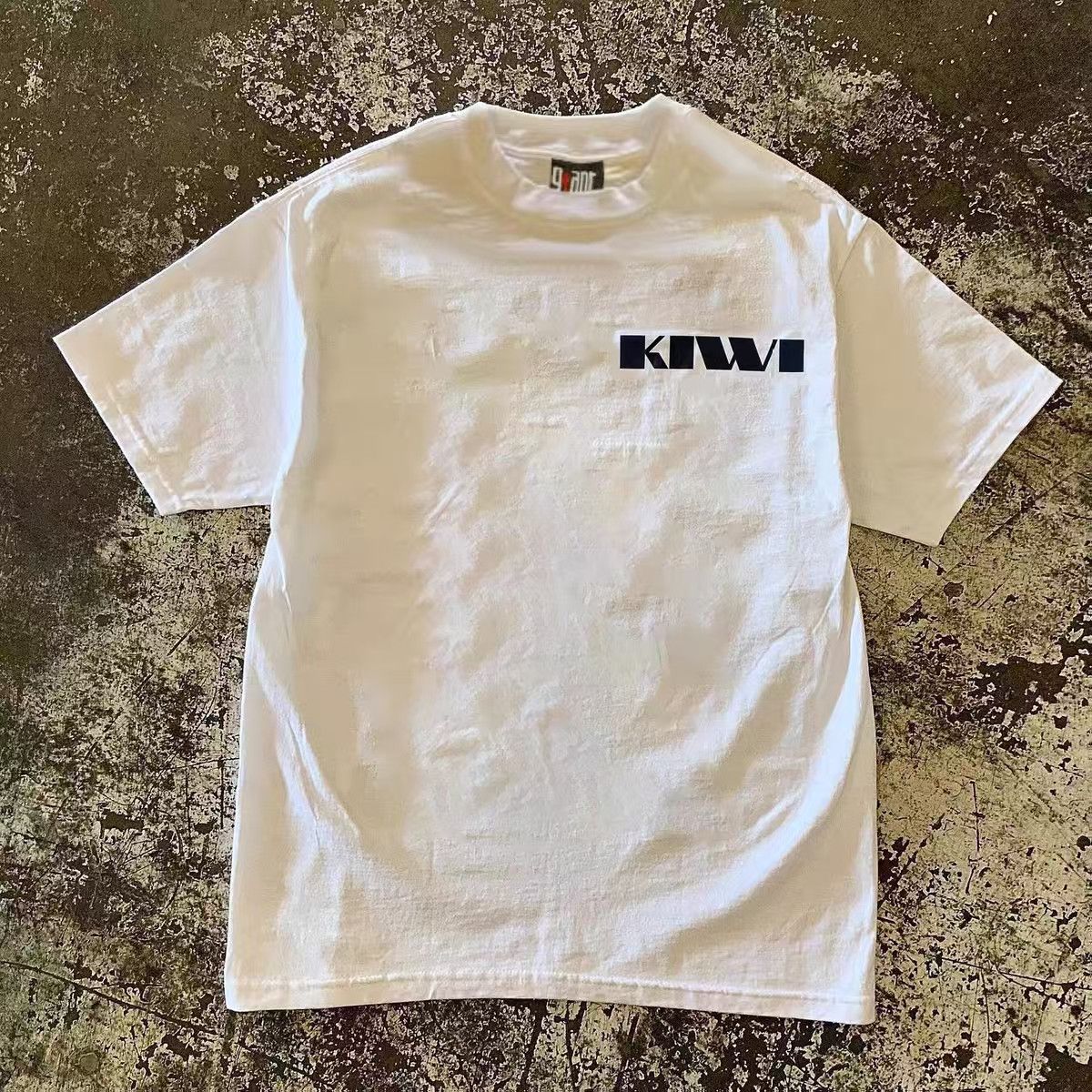 Japanese Brand × Vintage Kiwi pattern casual vintage cotton t-shirt Size US L / EU 52-54 / 3 - 2 Thumbnail