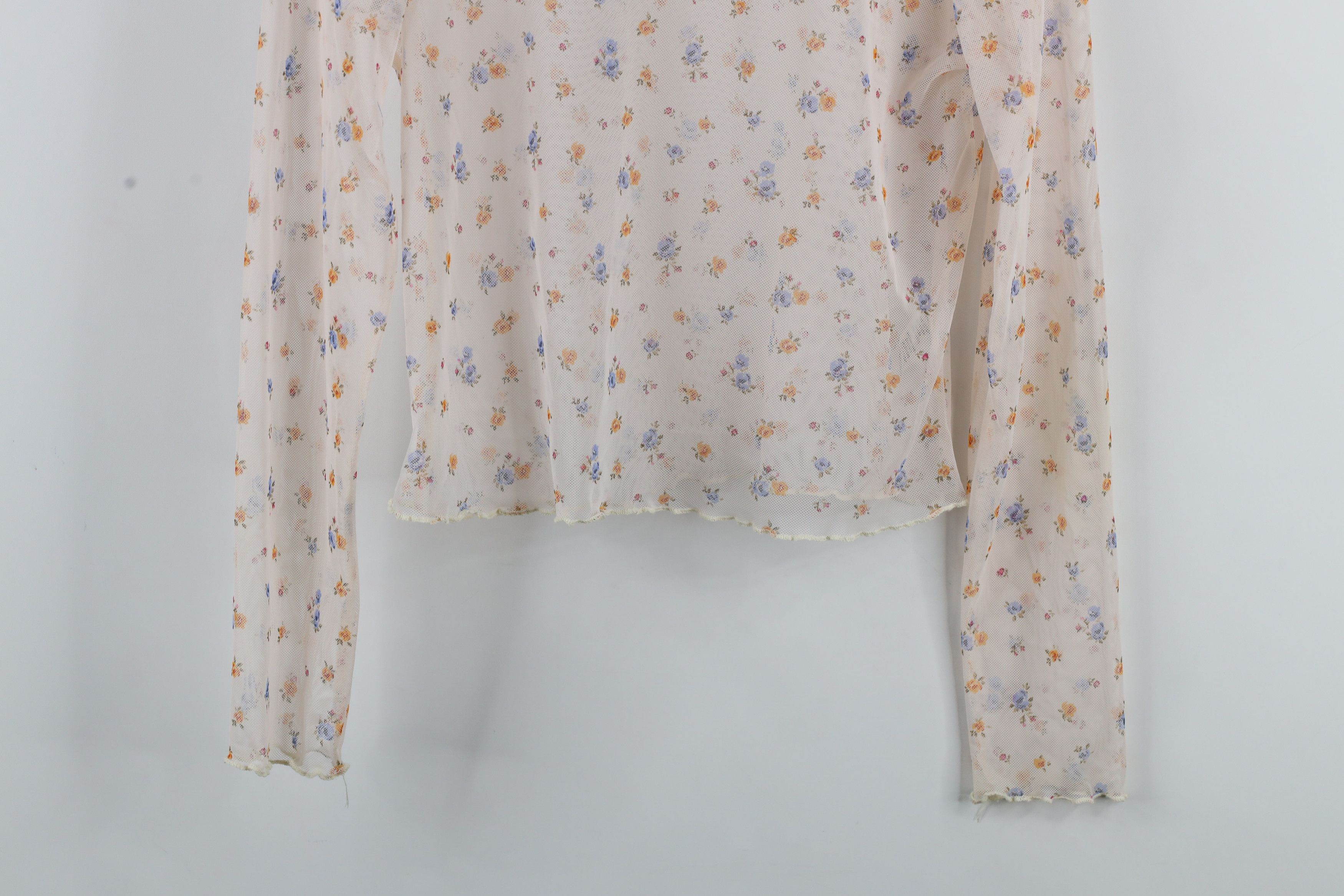 Vintage Vintage 90s Y2K Babydoll Flower Bella Cropped T-Shirt USA Size L / US 10 / IT 46 - 3 Thumbnail
