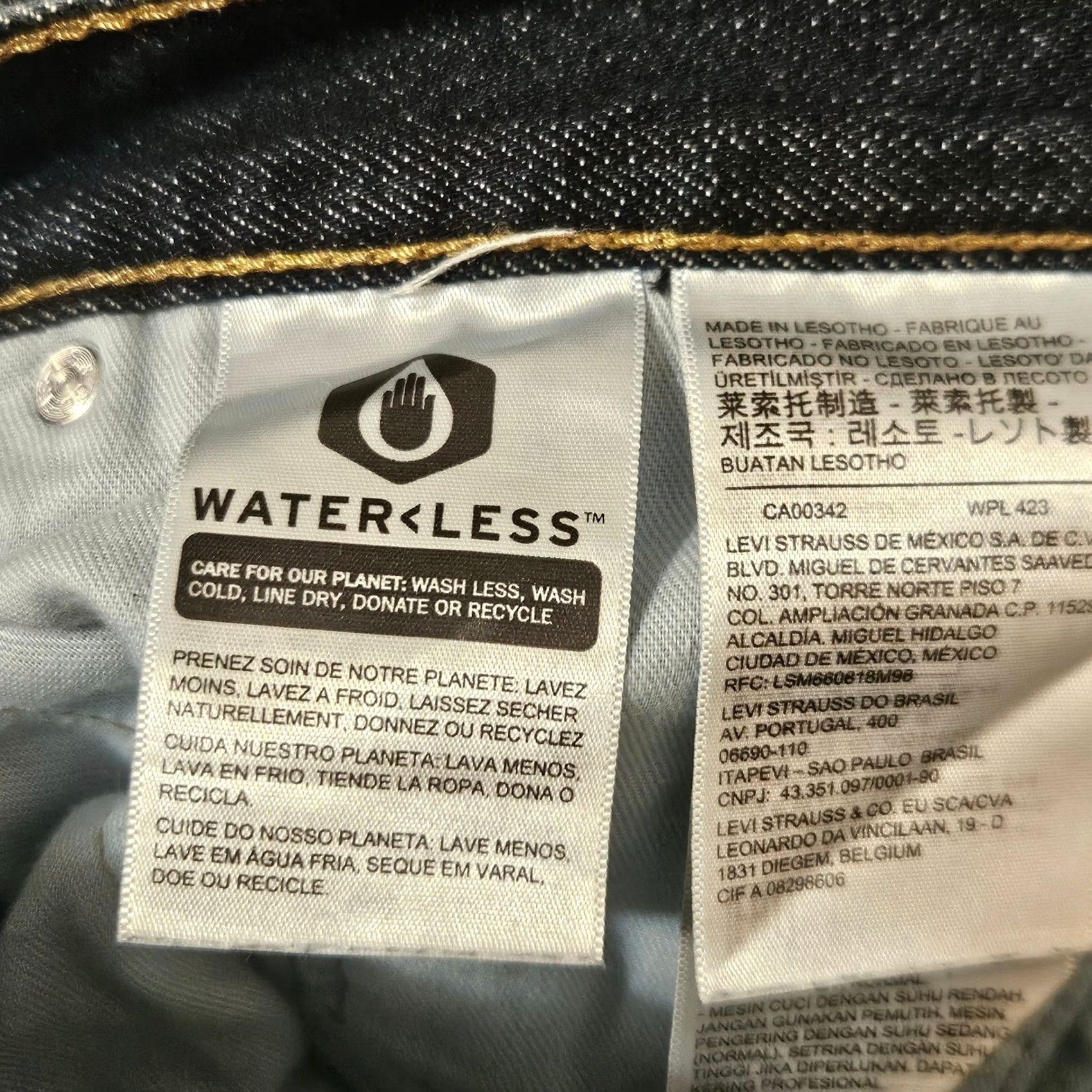 Levi's Levi's Jeans Bootcut 36x30 Denim Dark Wash Blue Mens Regular Jeans Inseam 30 Color Blue Size US 36 / EU 52 - 4 Thumbnail