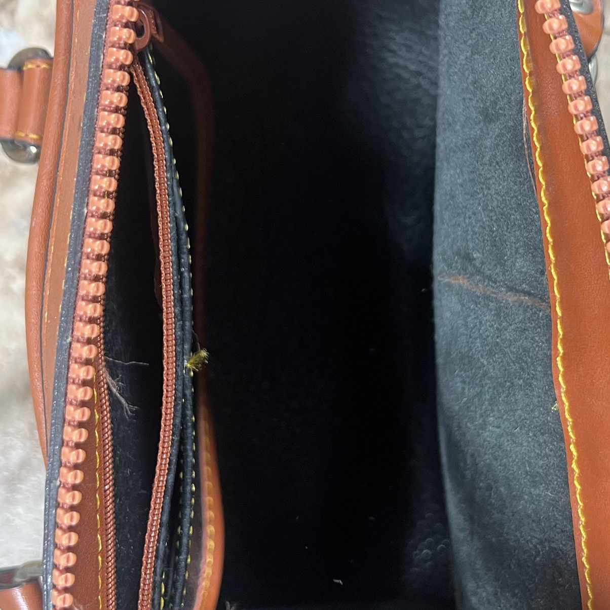 Dooney & Bourke × Vintage Vintage Dooney & Bourke Hand bag with shoulder strap, l Size ONE SIZE - 6 Thumbnail
