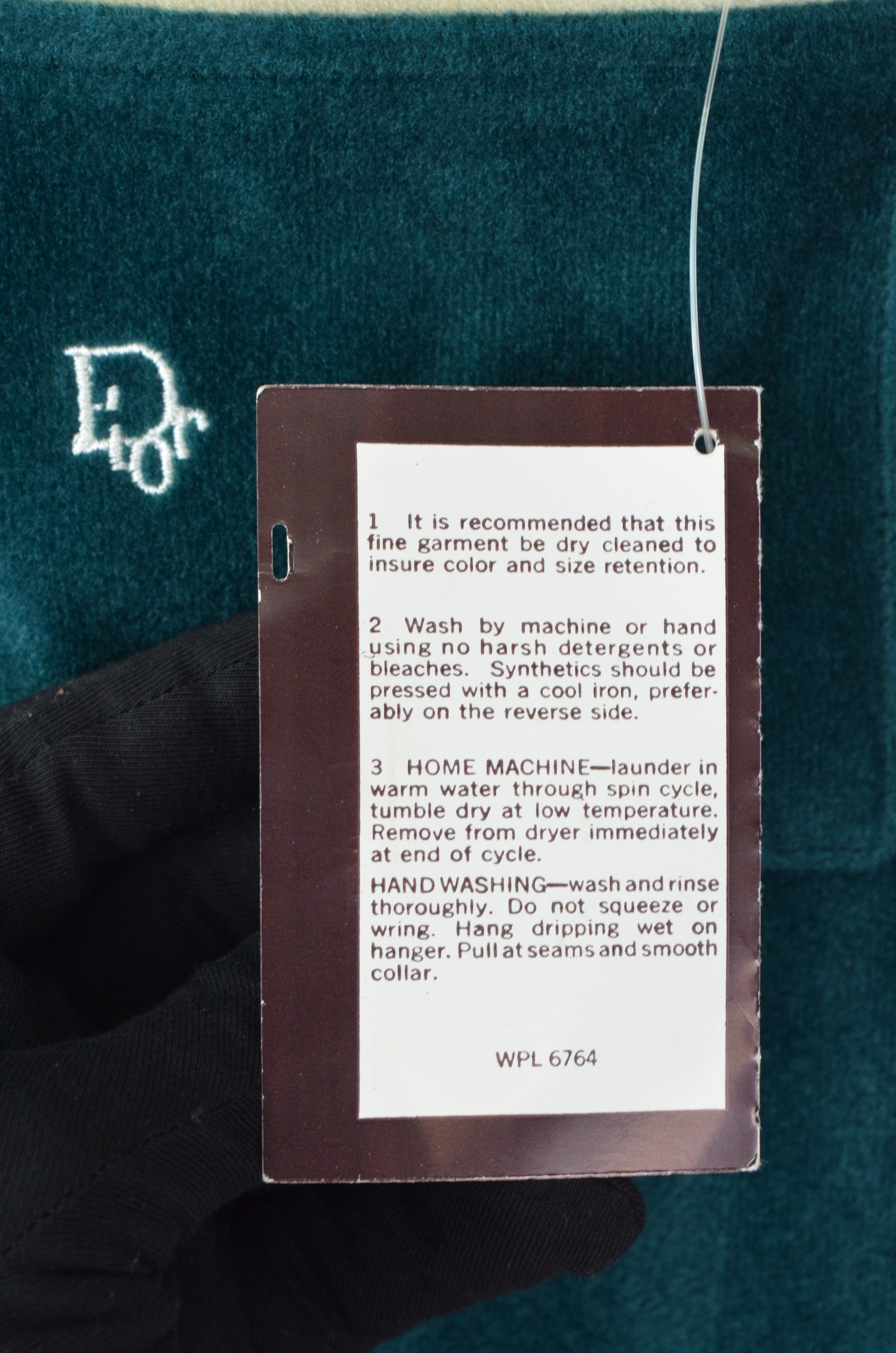 Christian Dior Monsieur × Designer × Dior Christian Dior Robe De Chambre Logo Velvet Wrap Skirt OS Size 28" / US 6 / IT 42 - 21 Thumbnail