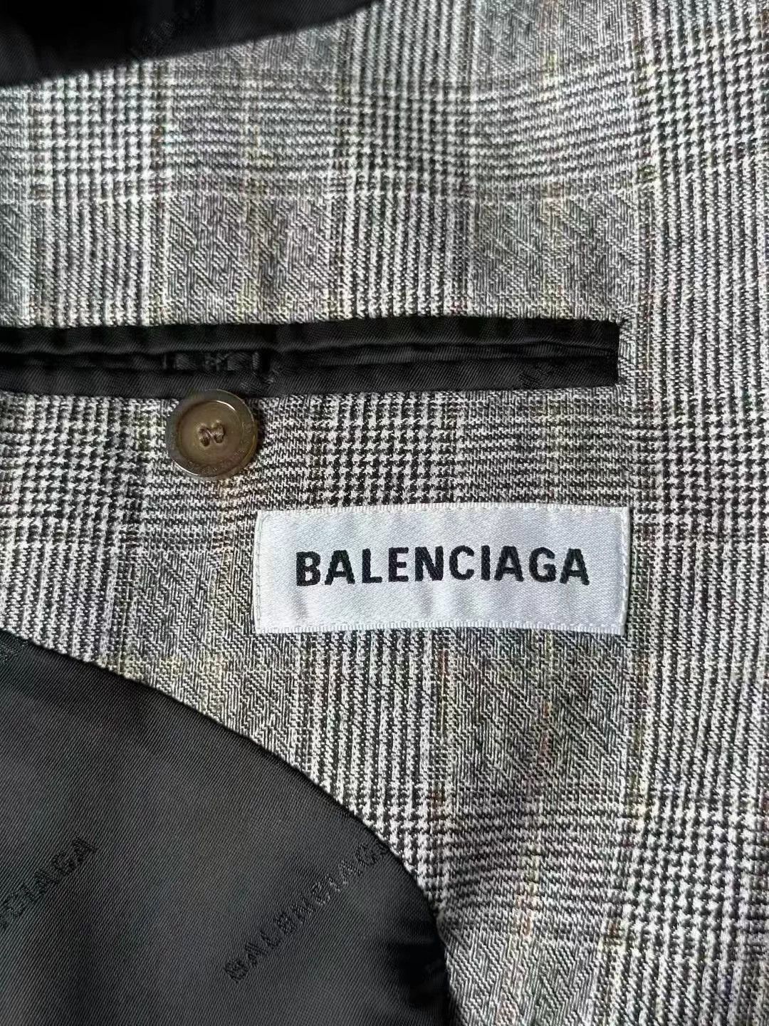 Balenciaga Balenciaga plaid sleeve patch suit Size S / US 4 / IT 40 - 3 Thumbnail