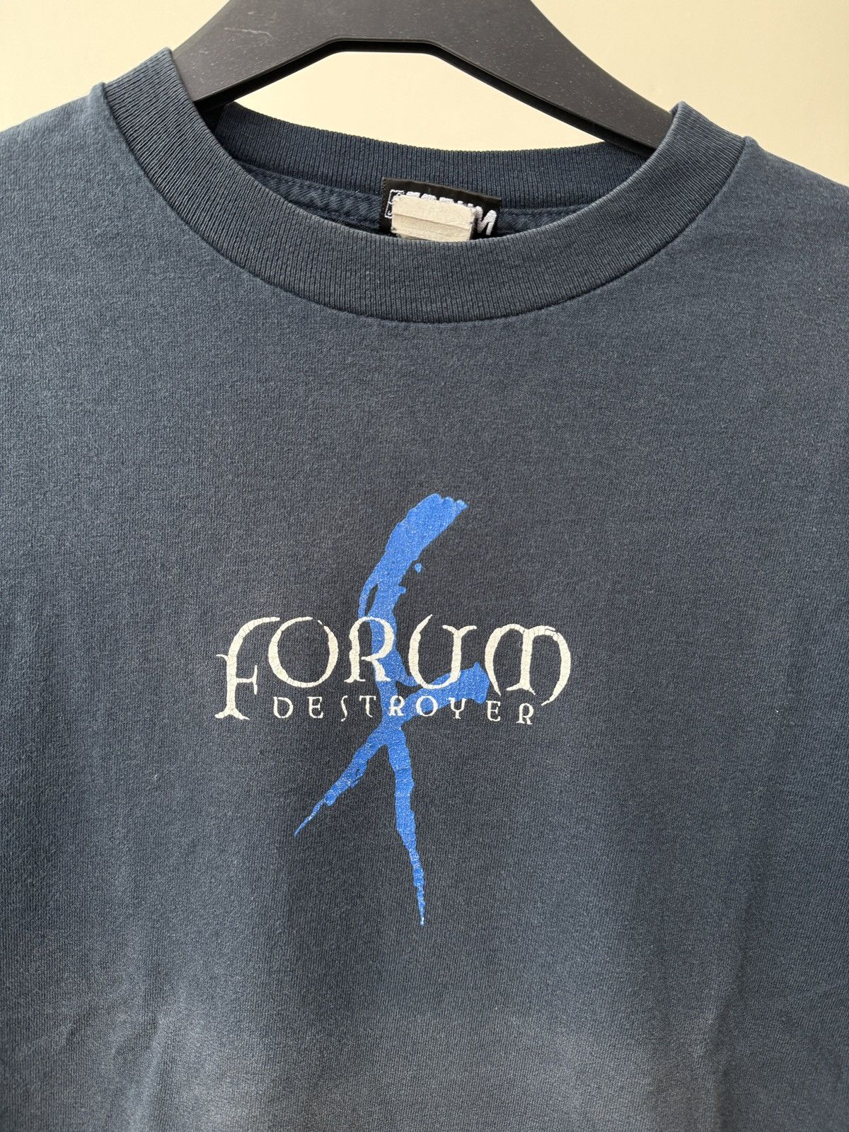 Other Vintage 90s forum snowboards foursquare destroyer t shirt Size US S / EU 44-46 / 1 - 4 Thumbnail