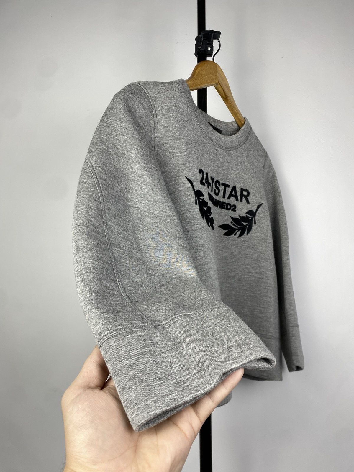 Designer × Dsquared2 × Vintage Vntg streetwear cropped luxury Designer Dsquared2 sweatshirt Size S / US 4 / IT 40 - 2 Thumbnail