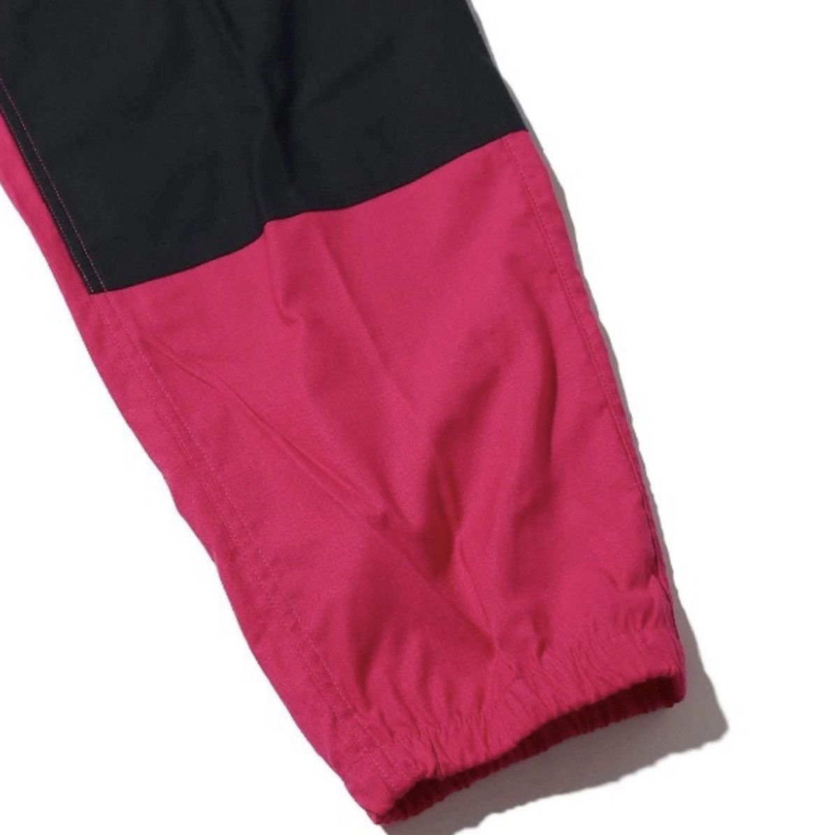 Nike ACG SZ M Nike ACG Trail Hiking FUCHSIA/BLACK Belted Jogger Pants Size US 32 / EU 48 - 7 Thumbnail