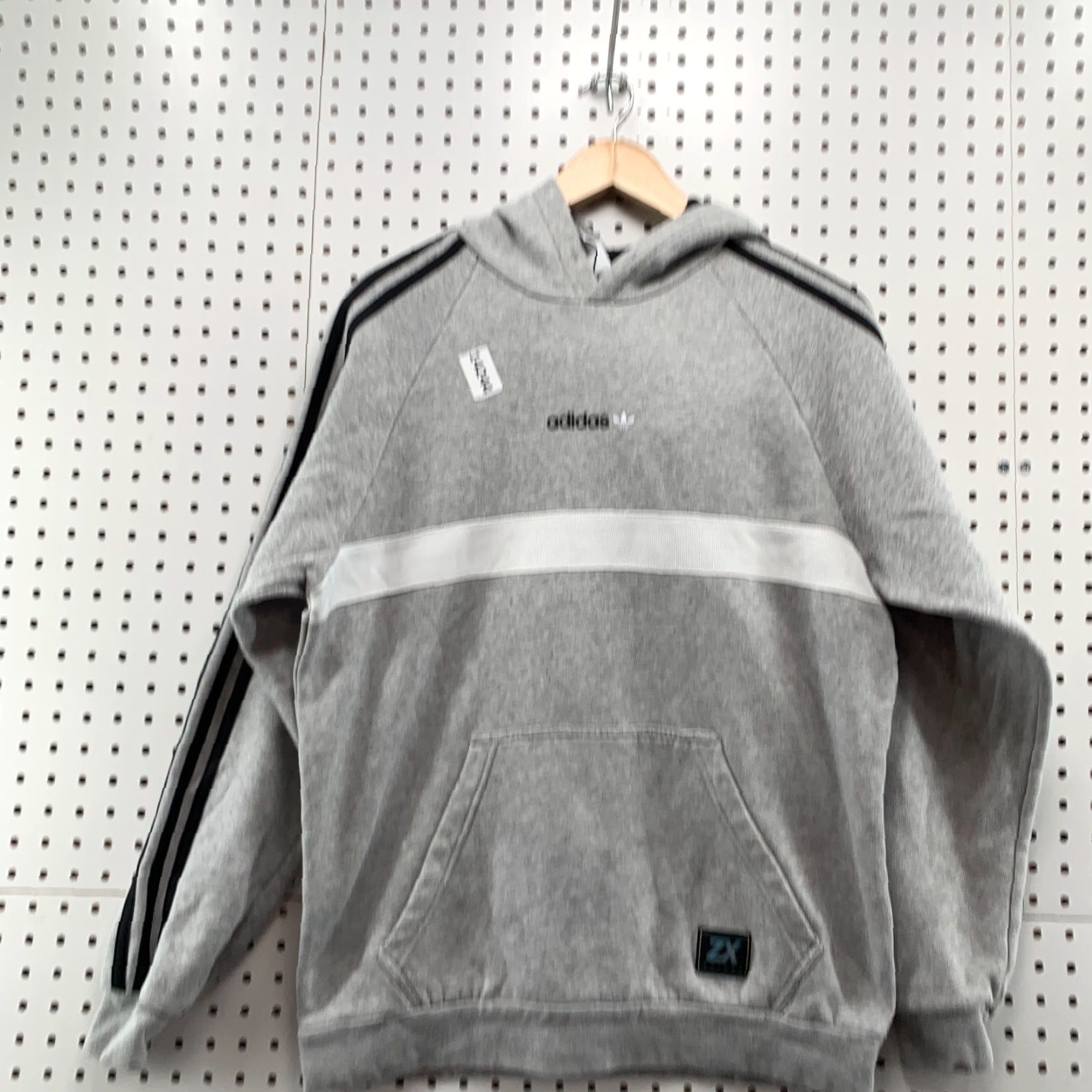 Adidas Adidas Hooded Long Sleeve Gray Sweater Men Size Medium Striped Sleeves Size US M / EU 48-50 / 2 - 7 Thumbnail