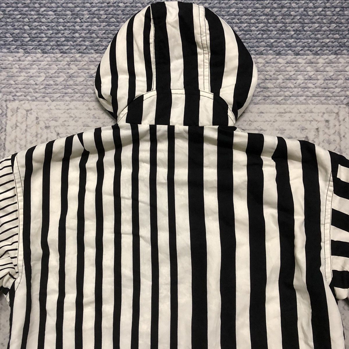Salomon Rare Vintage Salomon Striped Ski Jacket Size US L / EU 52-54 / 3 - 8 Thumbnail