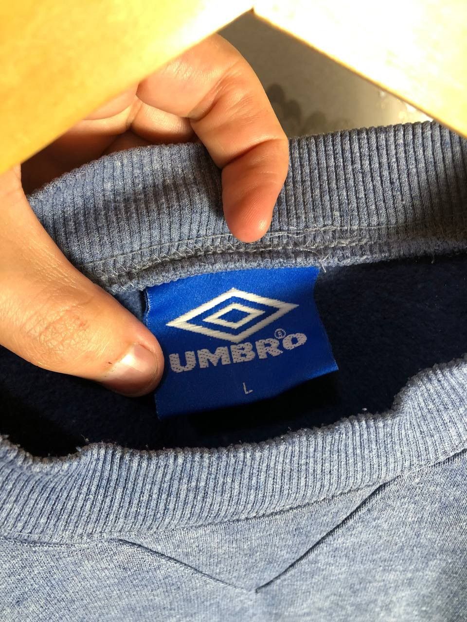 Umbro VINTAGE UMBRO ENGLAND RETRO SOCCER SWEATSHIRT MANCHESTER Size US L / EU 52-54 / 3 - 5 Thumbnail