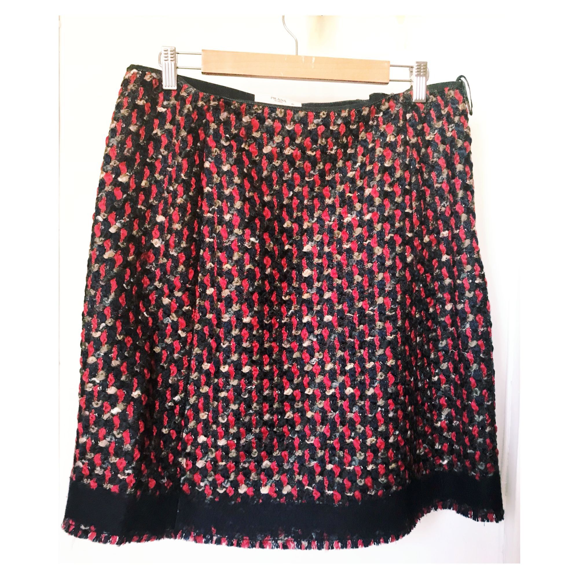 Prada Prada Fall 2010 Bouclé Tweed Skirt Made in Italy IT46 Size 32" / US 10 / IT 46 - 1 Thumbnail