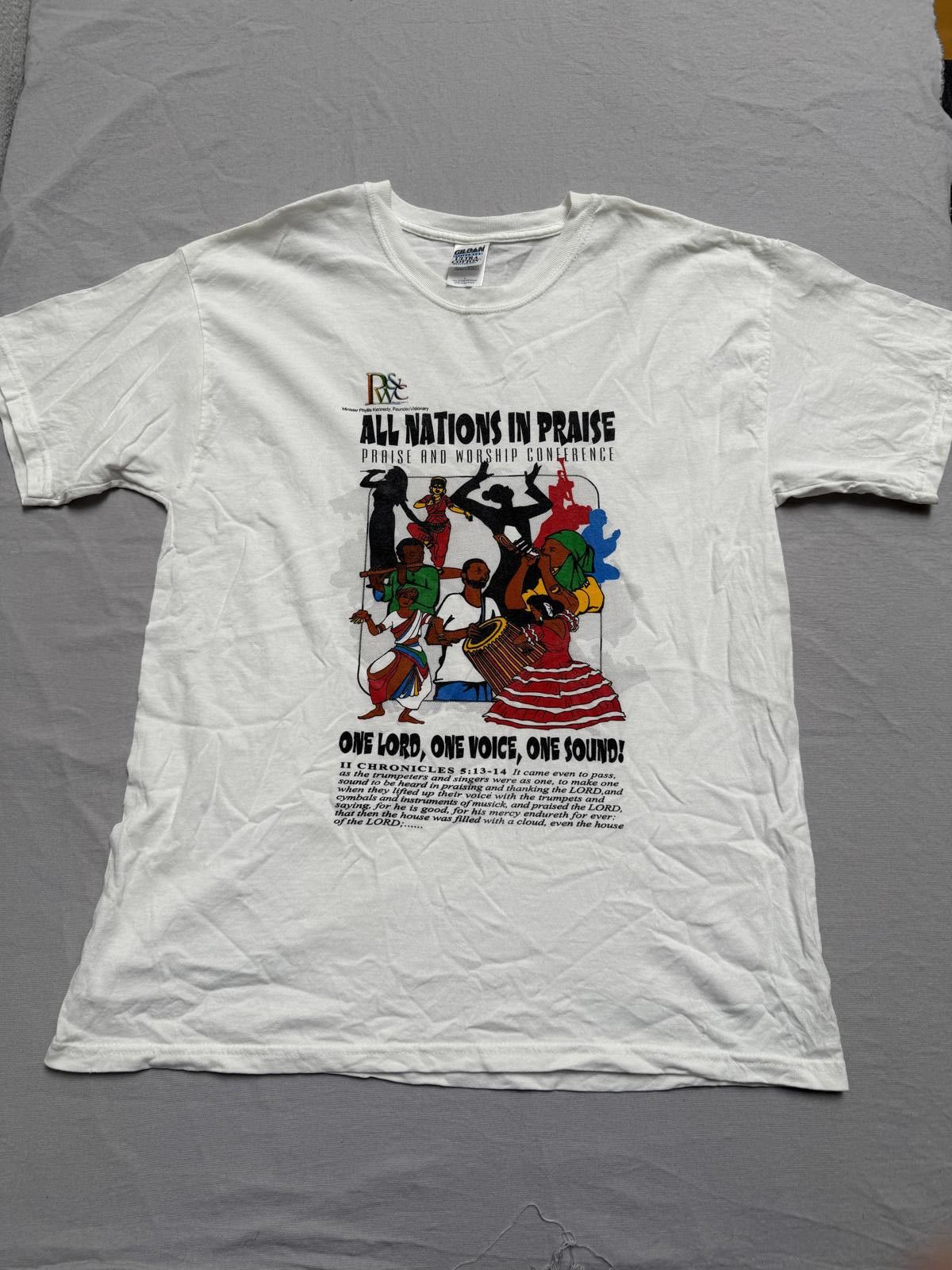 Gildan Phyllis Kennedy T-shirt All Nations in Praise and Worship -L Size US L / EU 52-54 / 3 - 1 Thumbnail