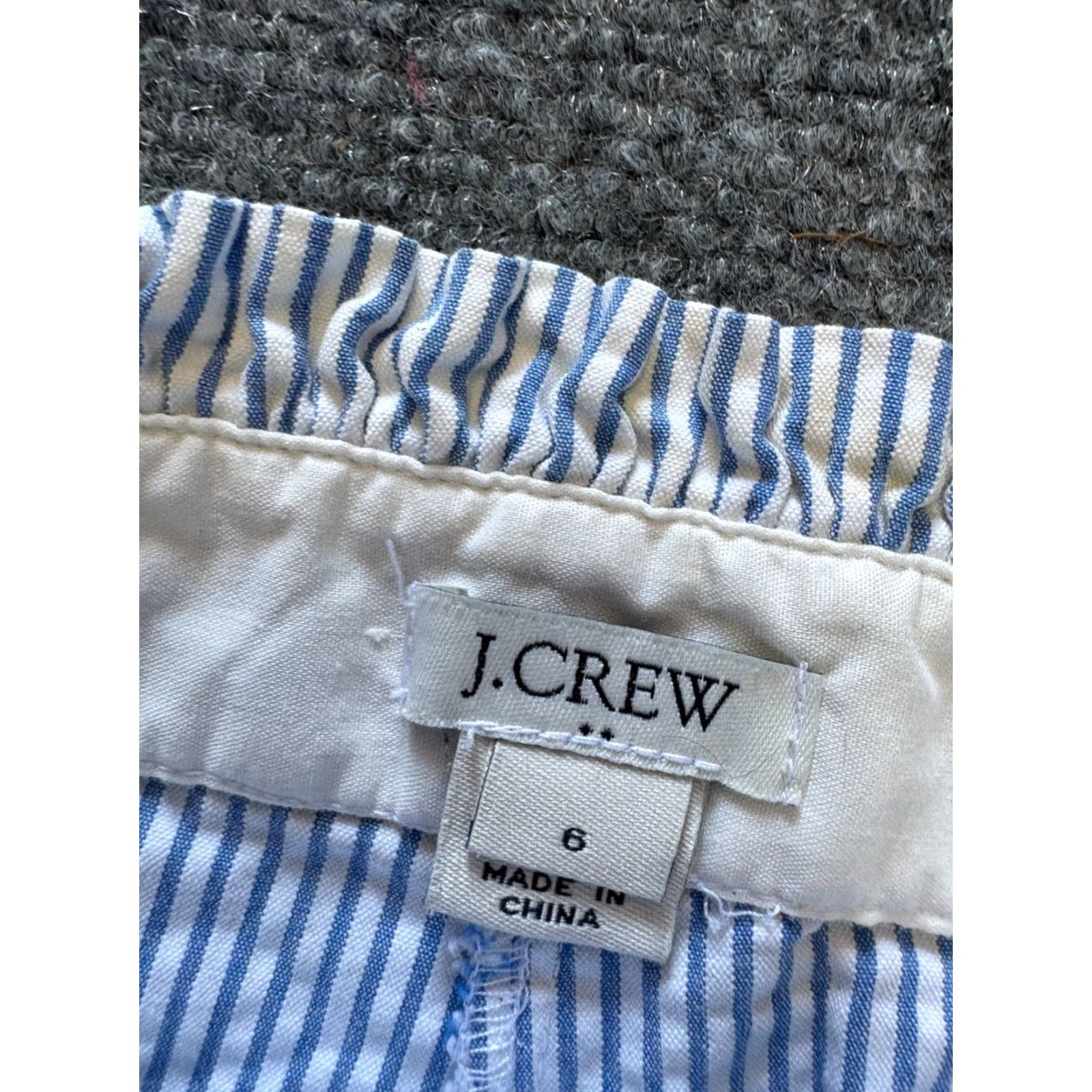 J.Crew J. Crew Shorts Womens Size 6 Blue White Stripes Cotton Elastane RN 77388 Size 28" / US 6 / IT 42 - 4 Thumbnail