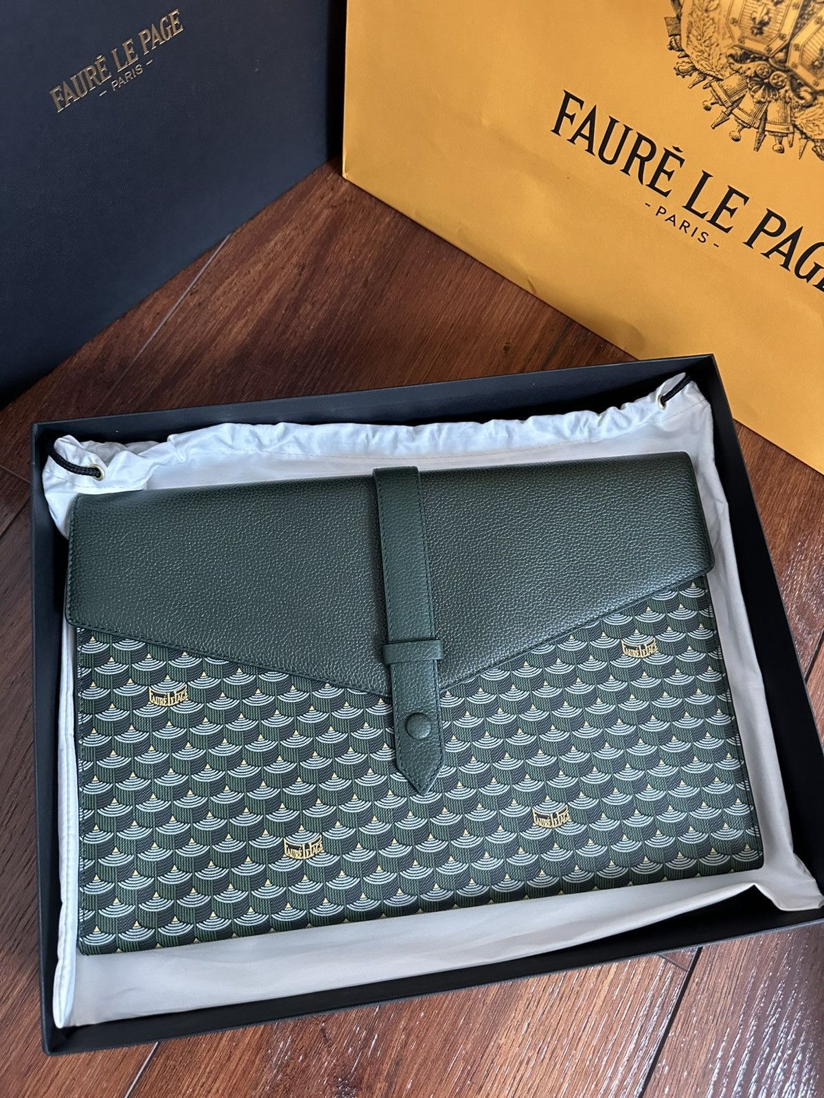 Faure Le Page Faure Le Page Paris Express Envelope Bag Size ONE SIZE - 2 Thumbnail