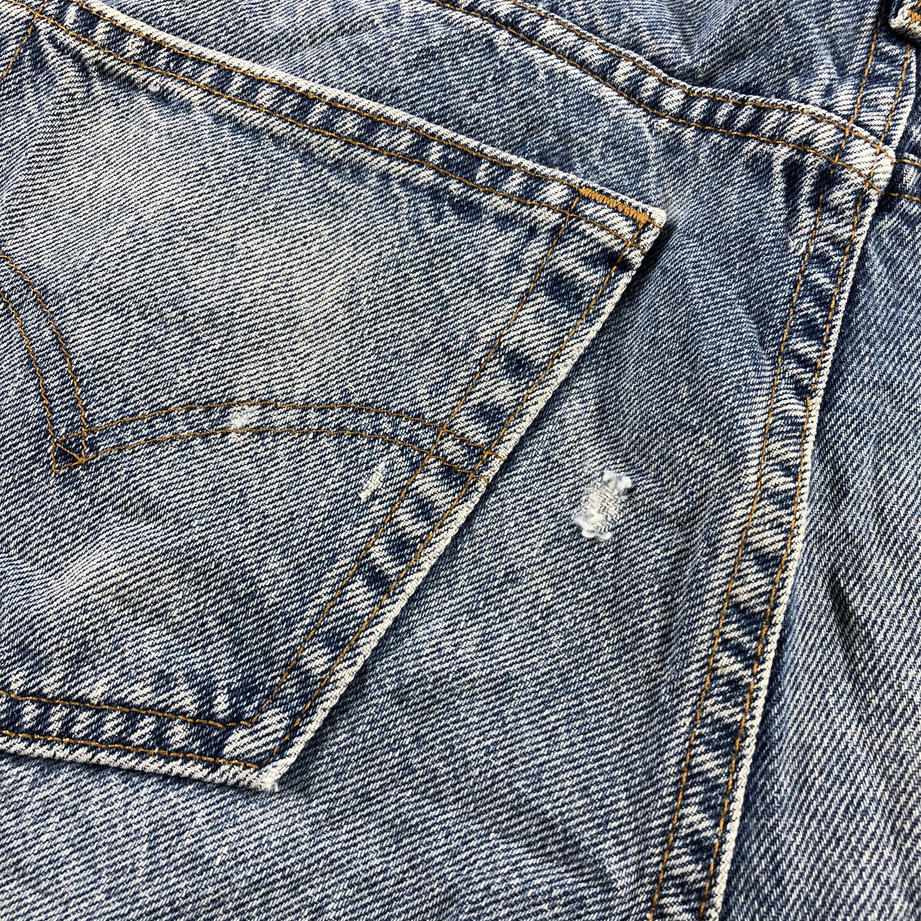 Levi's × Vintage Vintage Blue Wash Levis 540 Jeans-JM3117 Size US 35 - 6 Thumbnail