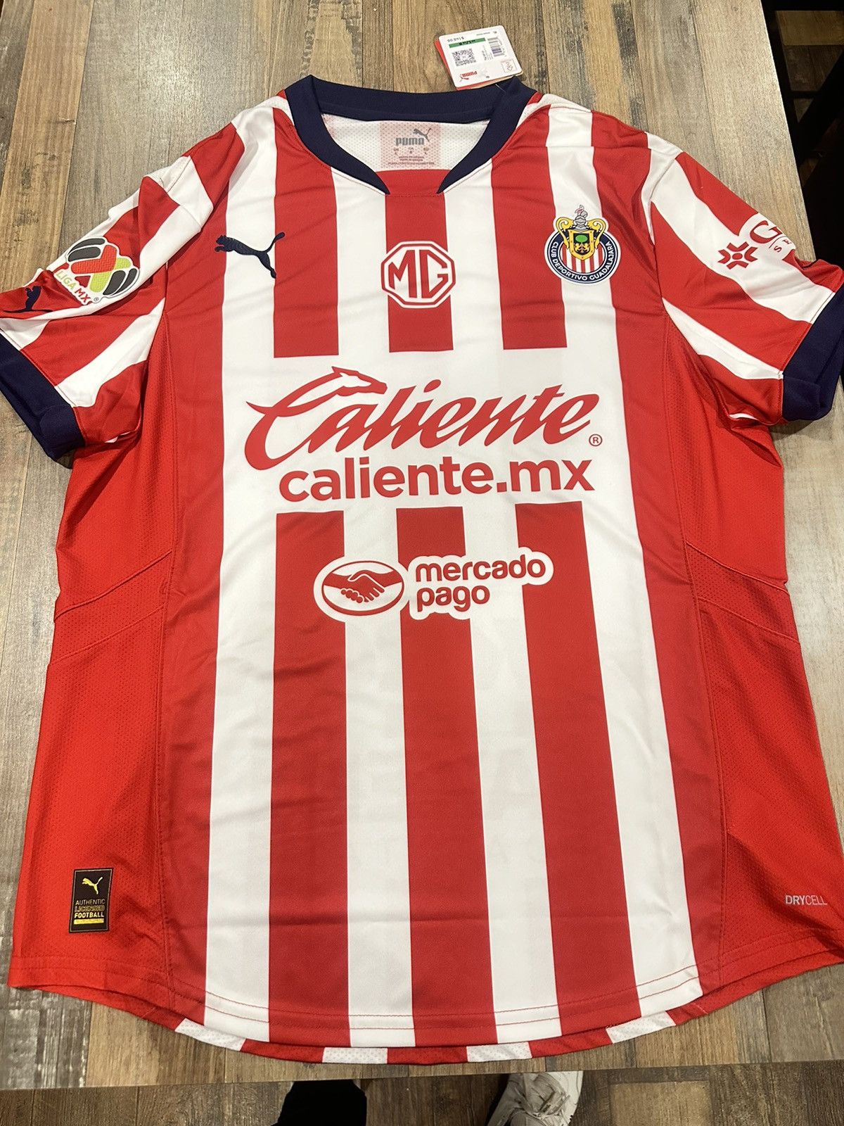 Puma Puma Chivas Player version Authentic 23-24 season Size US L / EU 52-54 / 3 - 1 Thumbnail