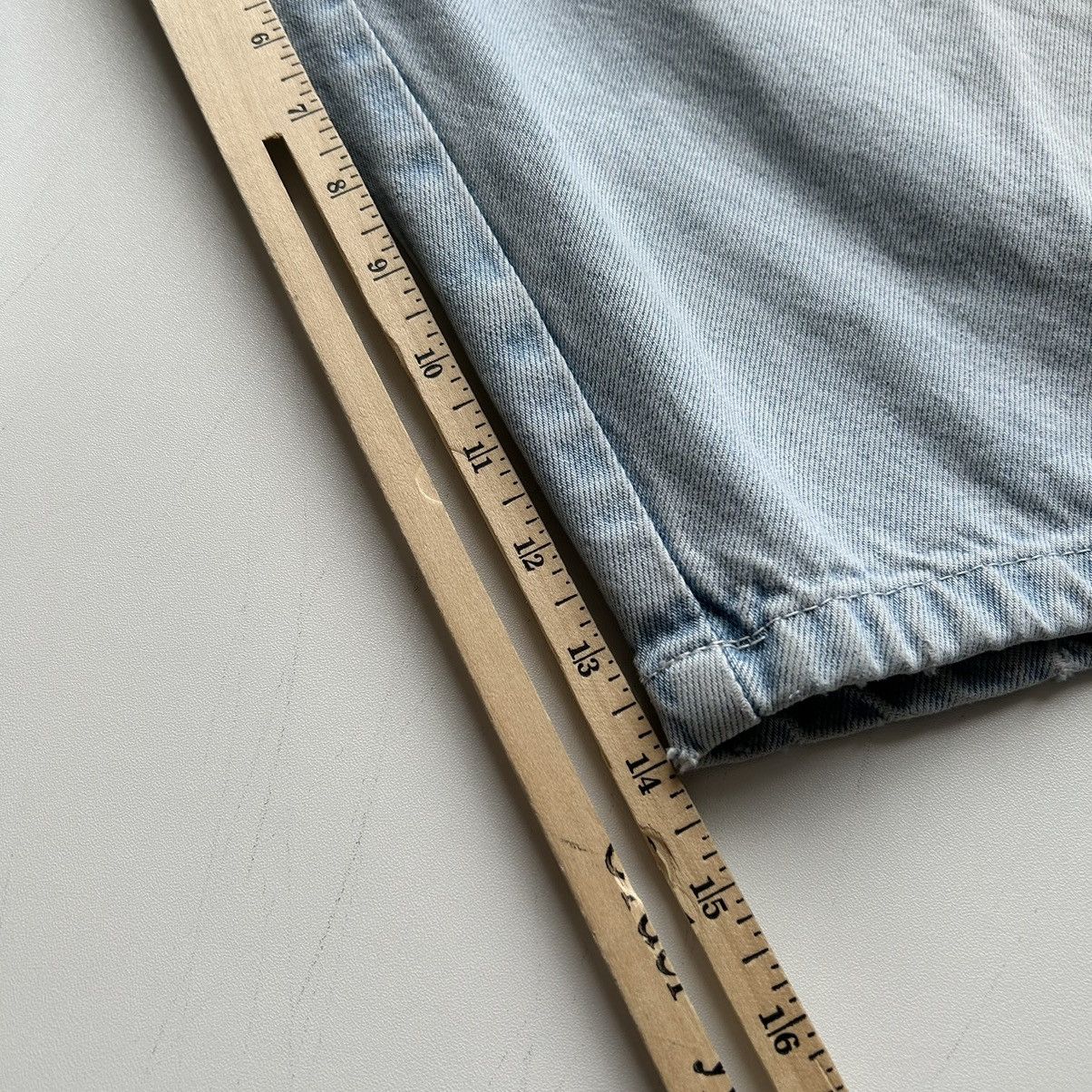 Vintage Crazy Vintage Y2K Baggy Blue Denim Embroidered Jorts Size 36 Size US 36 / EU 52 - 8 Thumbnail