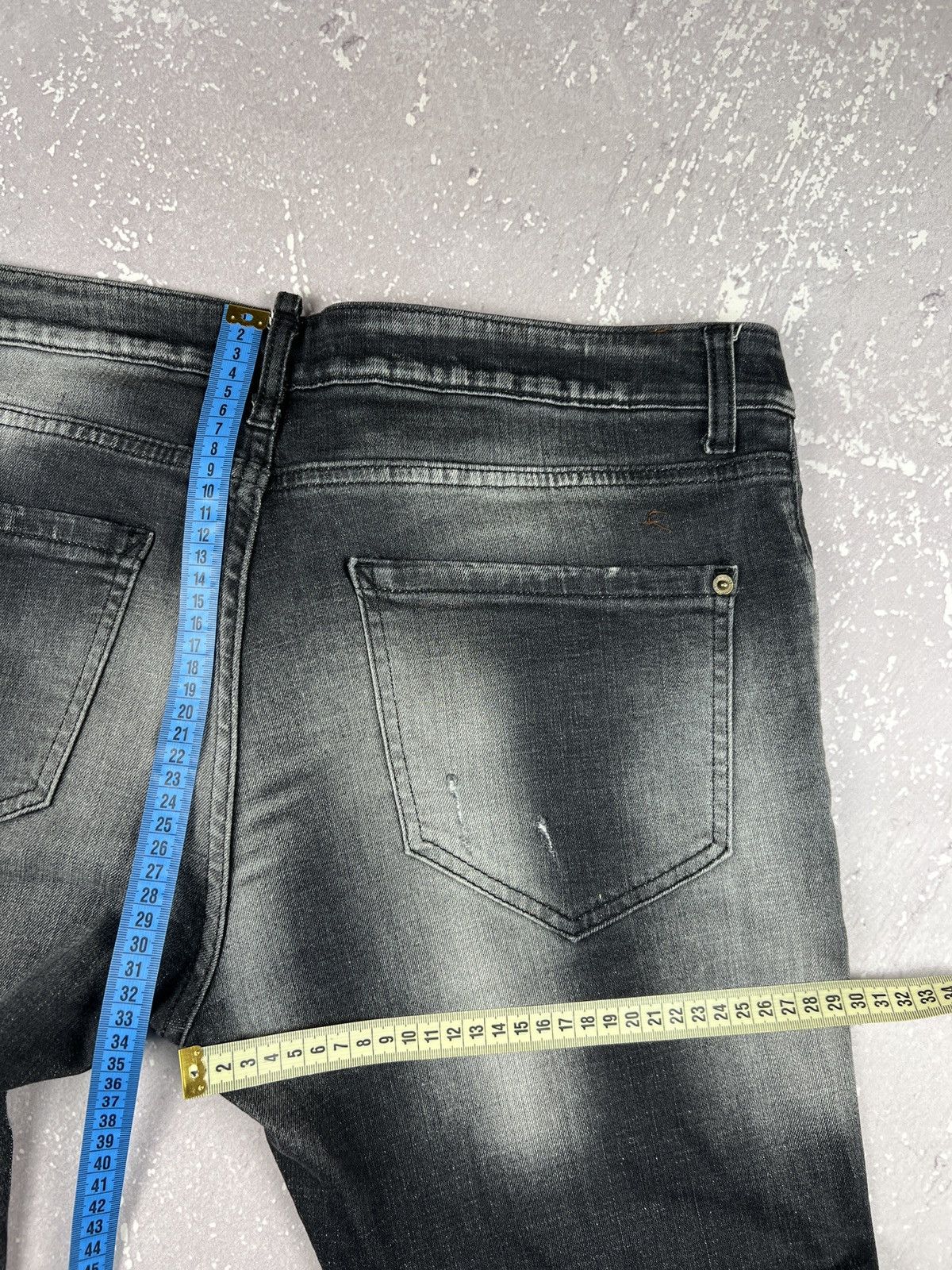 Dsquared2 Dsquared2 Distressed Painted Denim Jeans Gallery Depd Style Size US 36 / EU 52 - 12 Thumbnail