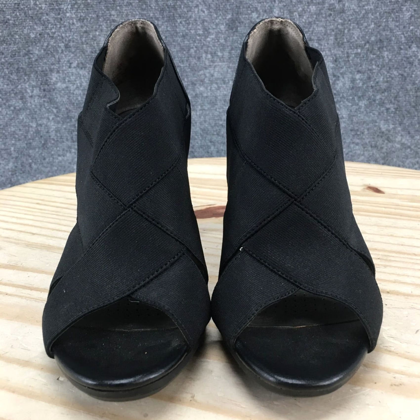 Vintage LifeStride Sandals Womens 8 M Nominal Criss Cross Pumps Black Heeled Casual Size US 8 / IT 38 - 4 Thumbnail