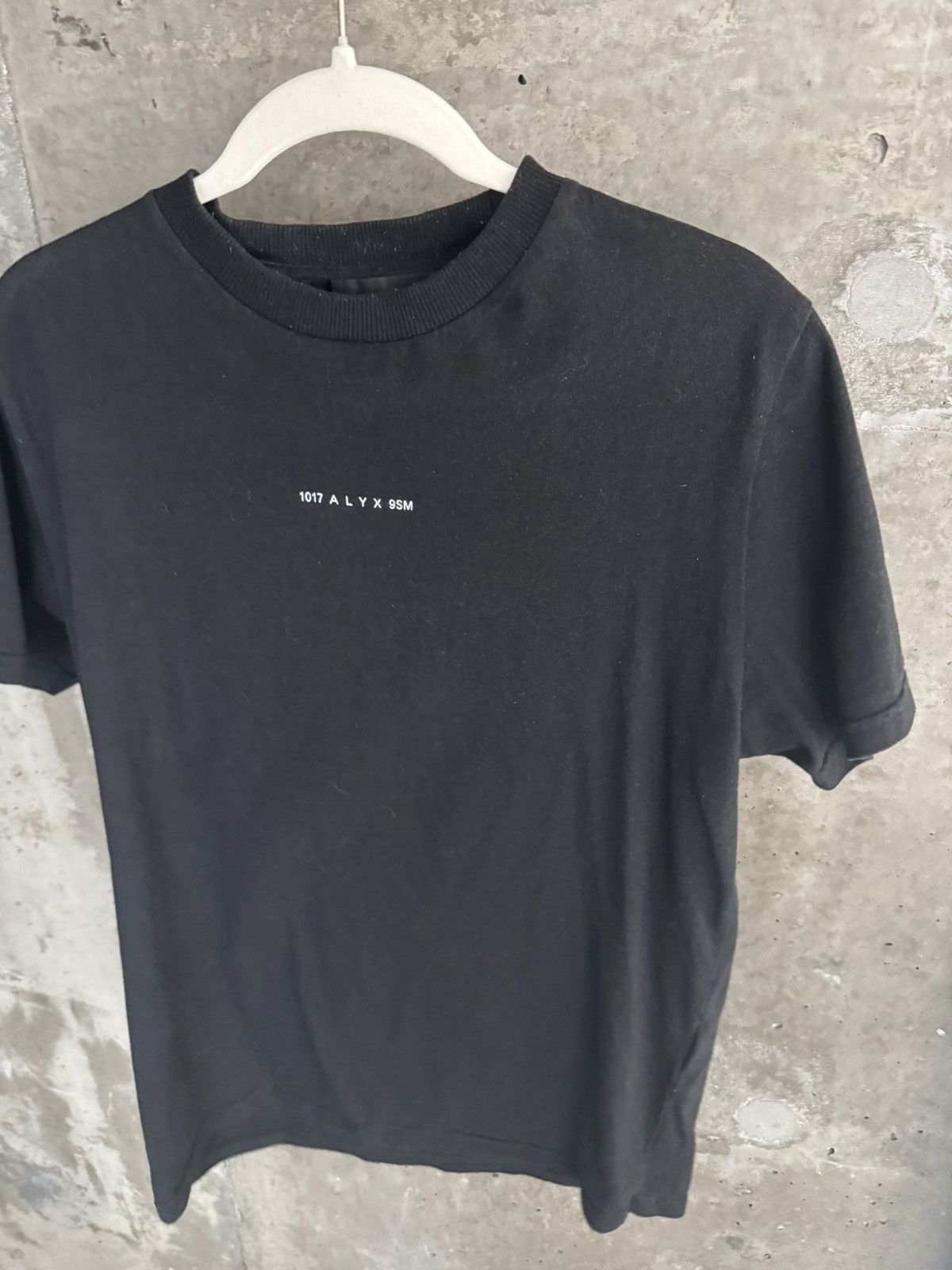 1017 ALYX 9SM vintage t shirt Size US S / EU 44-46 / 1 - 1 Thumbnail