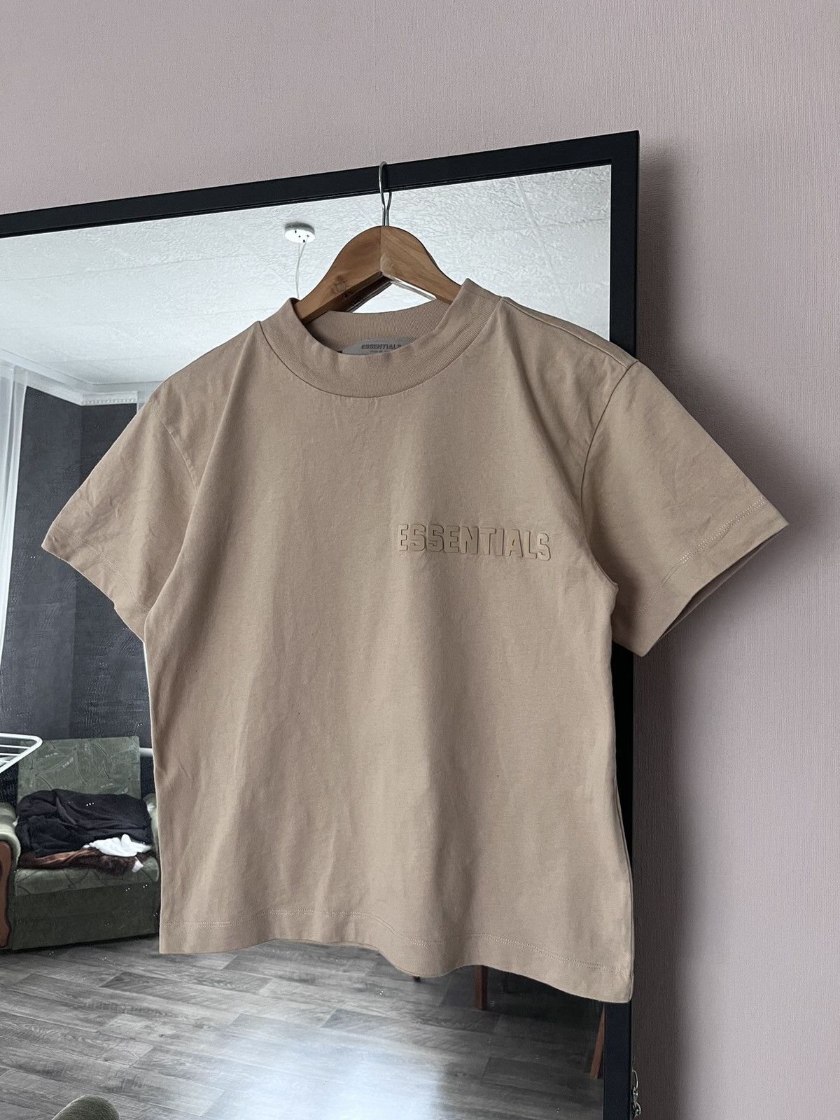 Fear of God Essentials Fear Of God Women's T-Shirt sz M Size M / US 6-8 / IT 42-44 - 1 Thumbnail