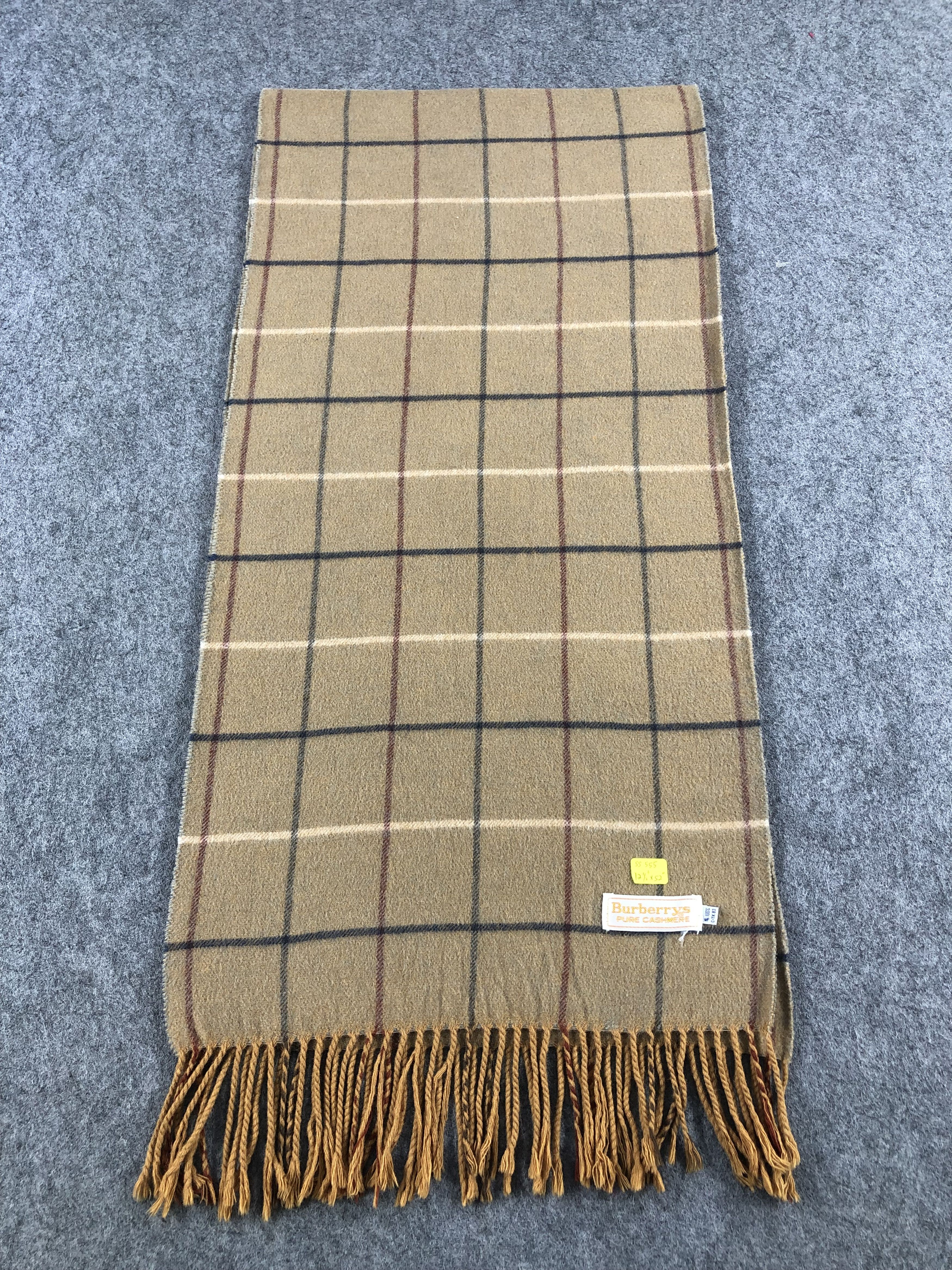 Burberry Burberry Scarf / Muffler / Neckwear Size ONE SIZE - 3 Thumbnail