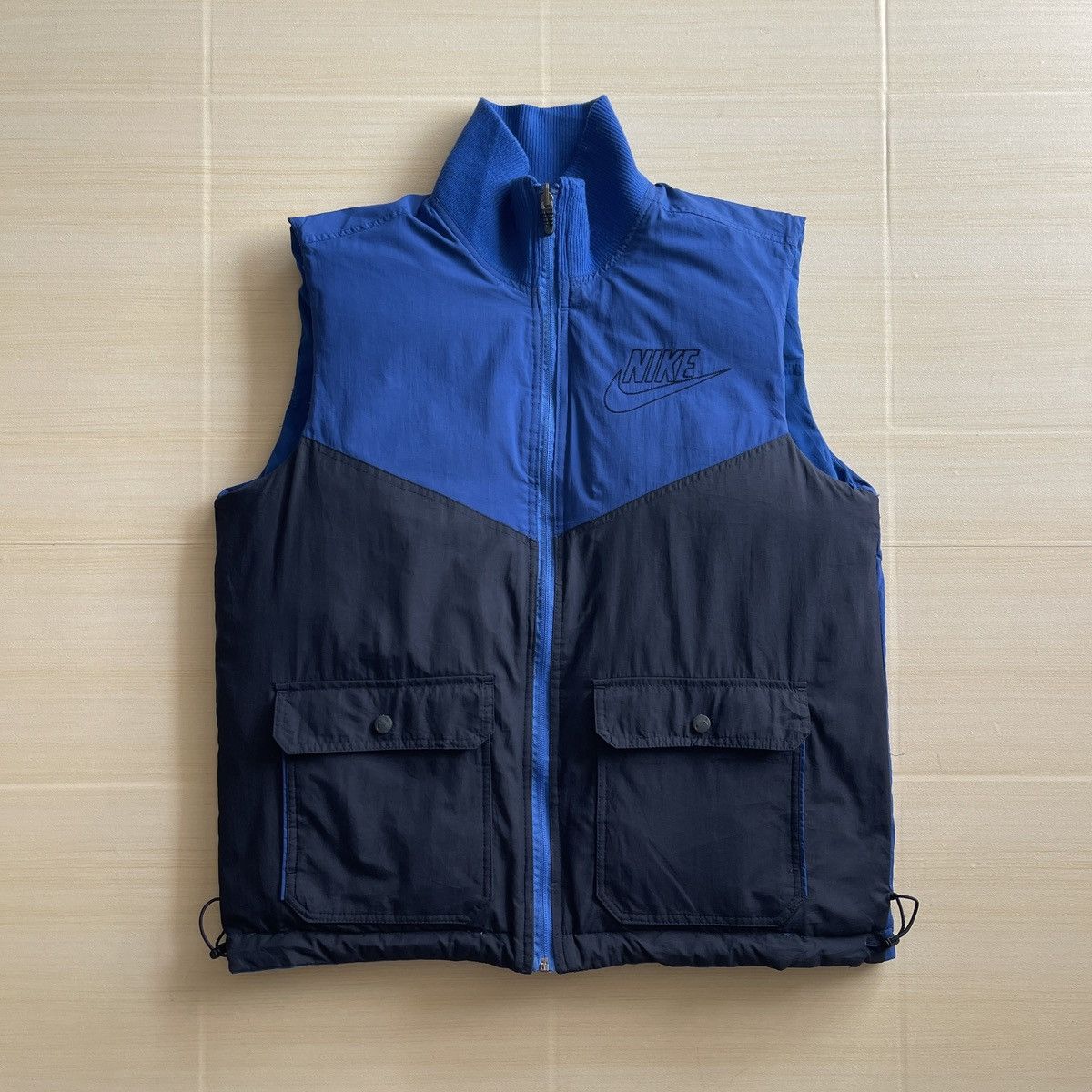 Nike × Vintage Vintage 00’S Nike Puffer Vest Size US L / EU 52-54 / 3 - 1 Thumbnail