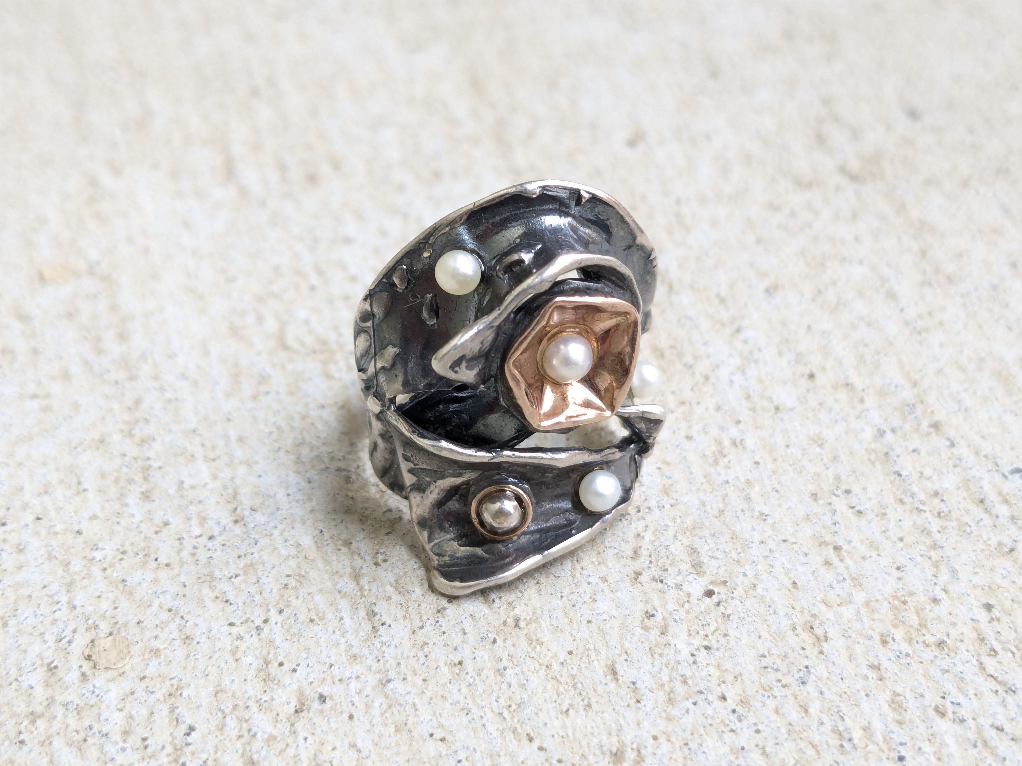Jewelry Vintage Sterling Silver Ring Pearl 8 Modern Abstract Size ONE SIZE - 4 Thumbnail
