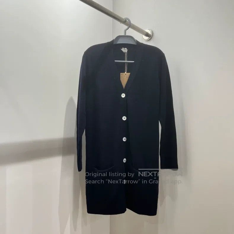 Hermes Hermes Solid Color V-Neck Single Breasted Long Knit Size XS / US 0-2 / IT 36-38 - 1 Thumbnail