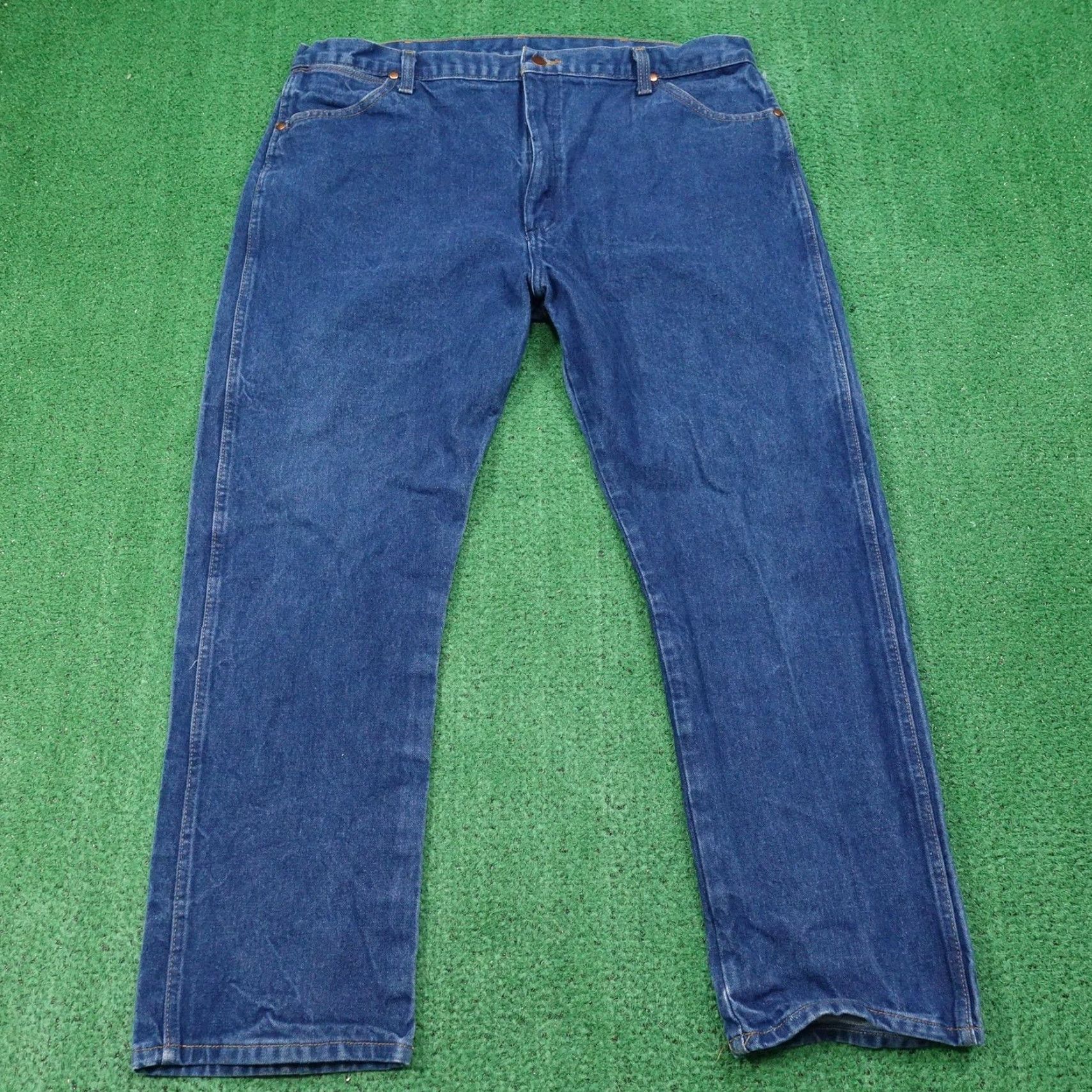 Wrangler VINTAGE Wrangler Jeans 42x30 13MWZ Cowboy Cut Straight Leg Denim Mens 5-Pocket Blue 40x29 Inseam 29 Size US 40 / EU 56 - 2 Thumbnail