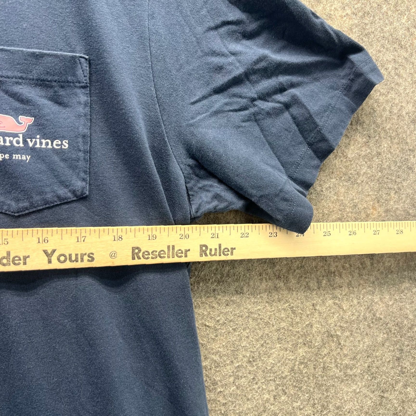 Vineyard Vines Vineyard Vines Shirt Mens Medium Blue Navy Whale Cape May Pocket Tee Cotton Crew Neck Short Sleeve Size US M / EU 48-50 / 2 - 4 Thumbnail