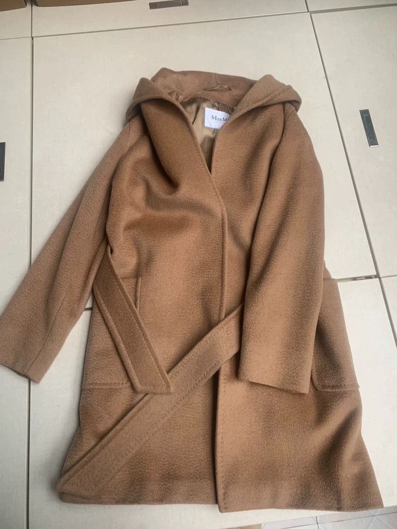 Max Mara Max Mara Overcoat, bathrobe with cap Size M / US 6-8 / IT 42-44 - 6 Thumbnail