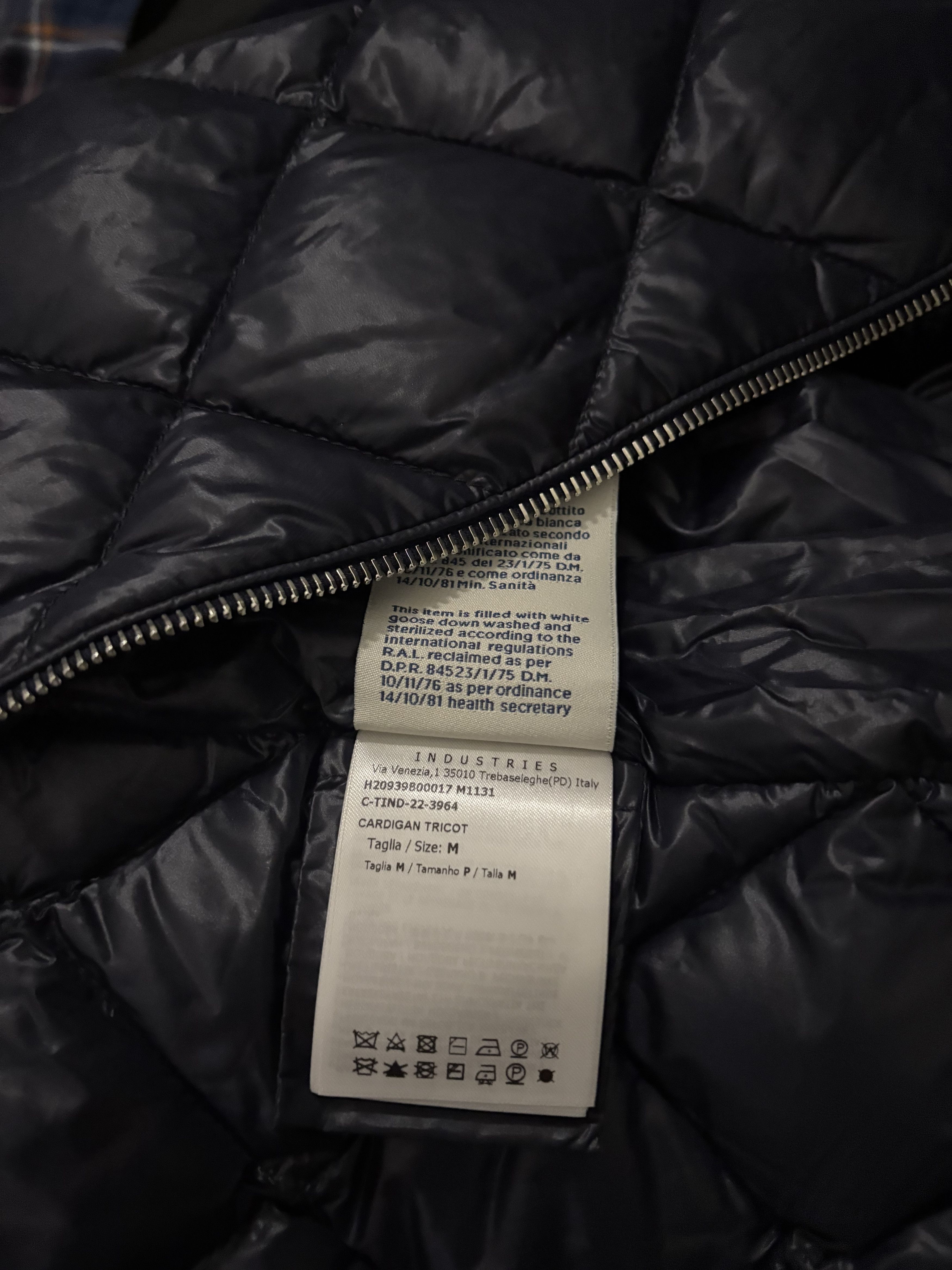 Moncler Moncler Down Cardigan Size M / US 6-8 / IT 42-44 - 8 Thumbnail