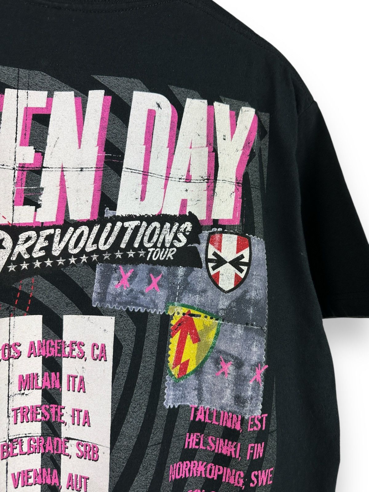 Band Tees × Vintage 2013 Green Day “99 Revolutions” Tour T-Shirt Double Sided Size US M / EU 48-50 / 2 - 19 Thumbnail