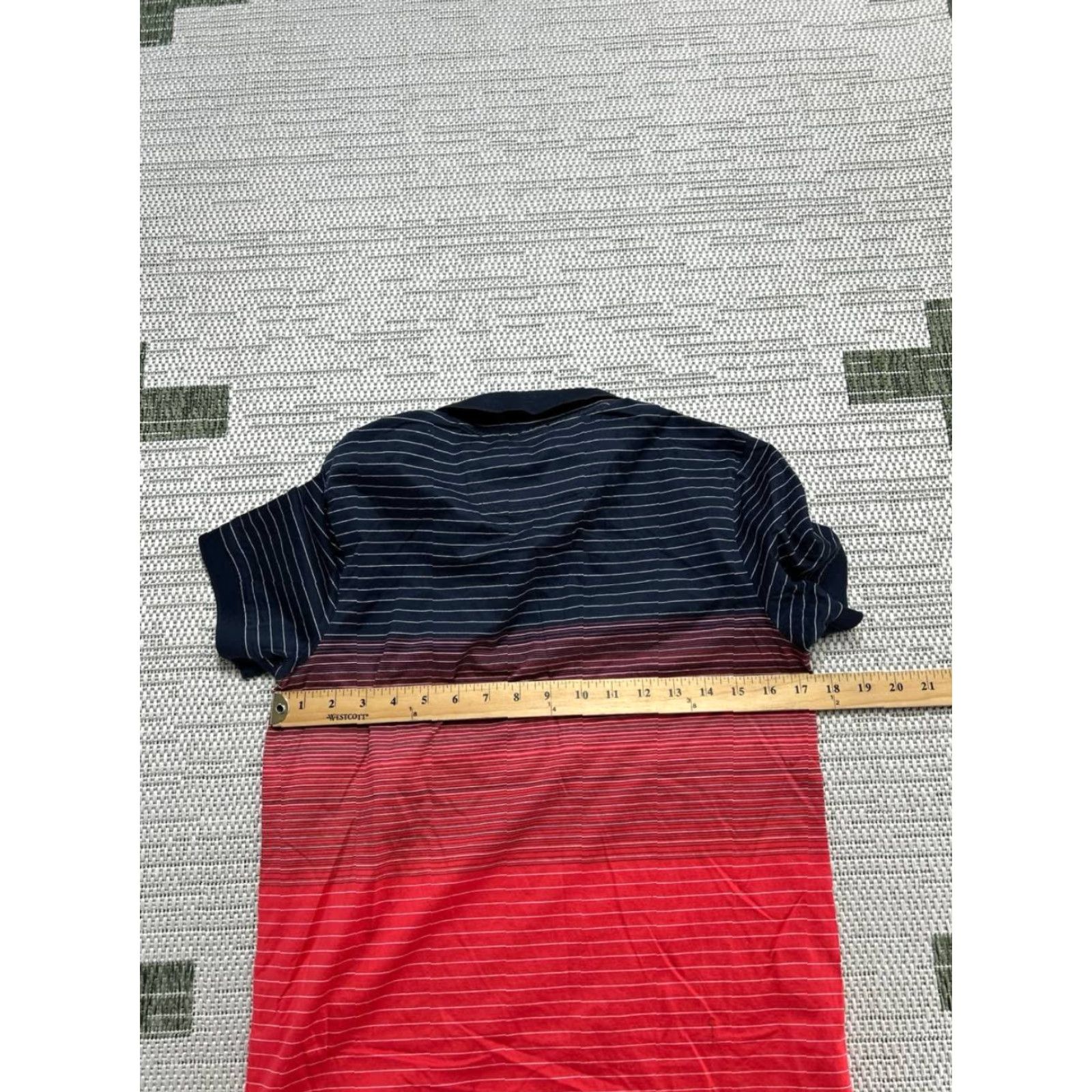 Hugo Boss Hugo Boss Polo Shirt Mens Small Red Blue Golf Polo Shirt Mens Small Blue Hugo Boss Golf Shirt Size US S / EU 44-46 / 1 - 6 Thumbnail
