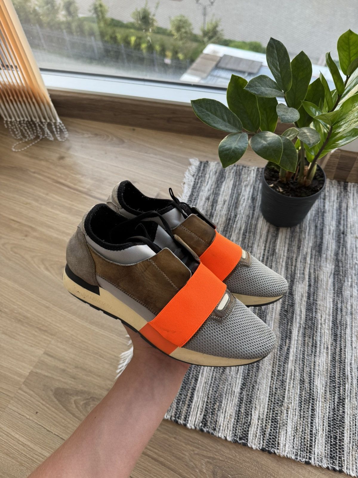 Balenciaga Balenciaga Race Runner Vintage Woman Sneakers Shoes Size 39 Size US 8.5 / IT 38.5 - 3 Thumbnail
