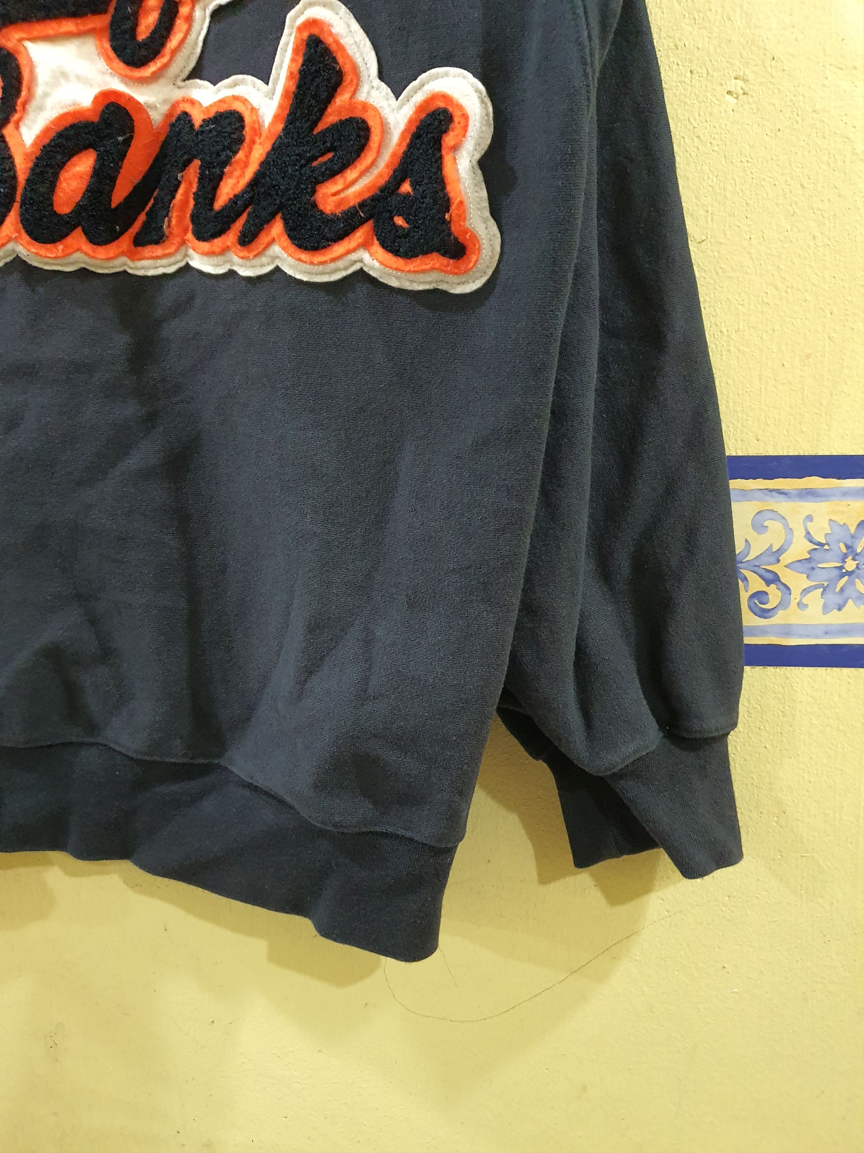 Japanese Brand Vintage Brooklyn Banks embroidered sweatshirt Size US L / EU 52-54 / 3 - 6 Thumbnail