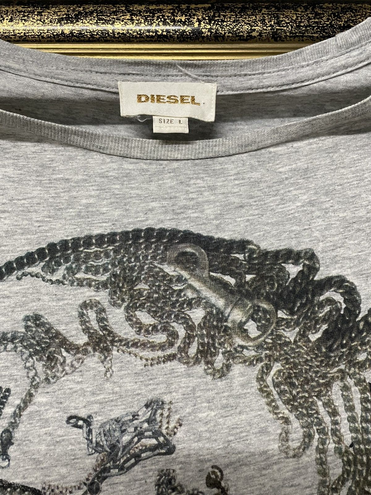 Diesel Vintage 1990s Designer Diesel Industry Trojan Art Tshirt Size US M / EU 48-50 / 2 - 8 Thumbnail
