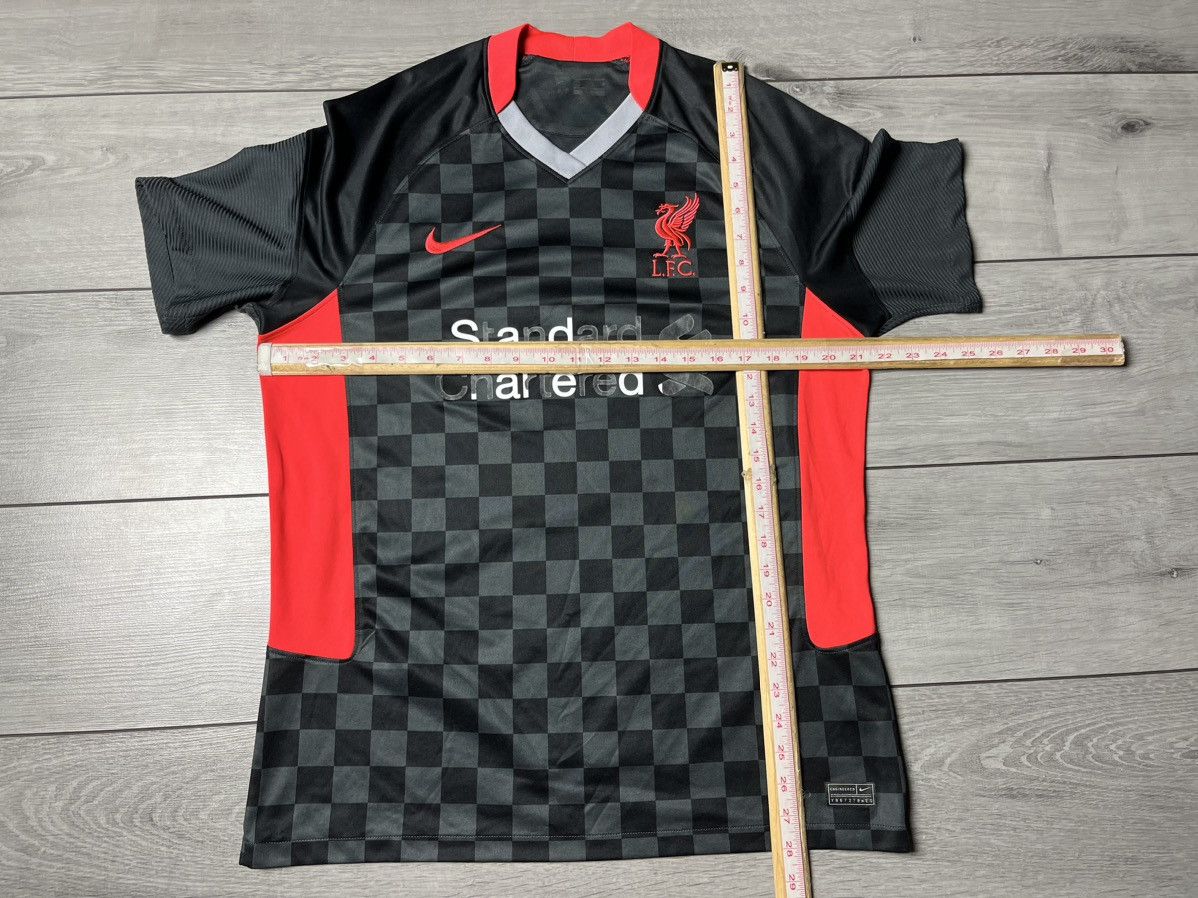 Nike Nike Liverpool home jersey size Large Size US L / EU 52-54 / 3 - 6 Thumbnail